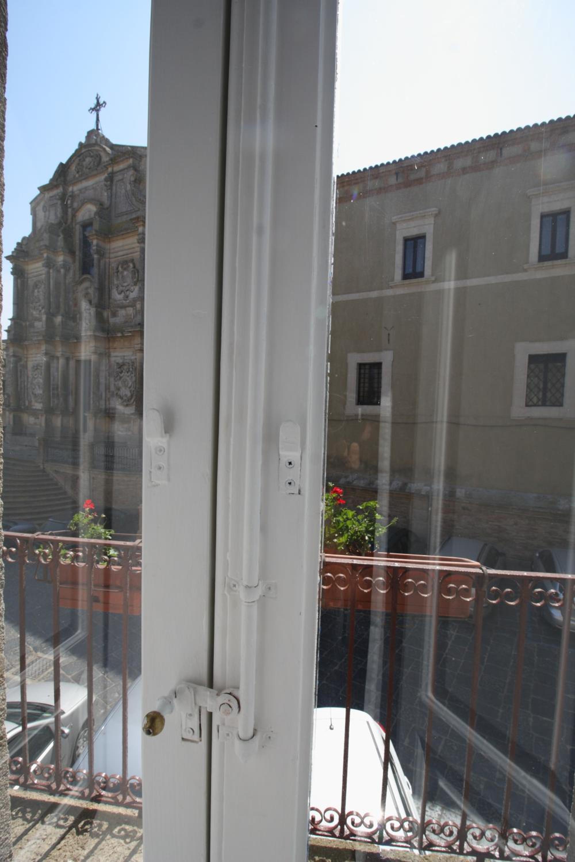 Gualtiero Camere & Suite