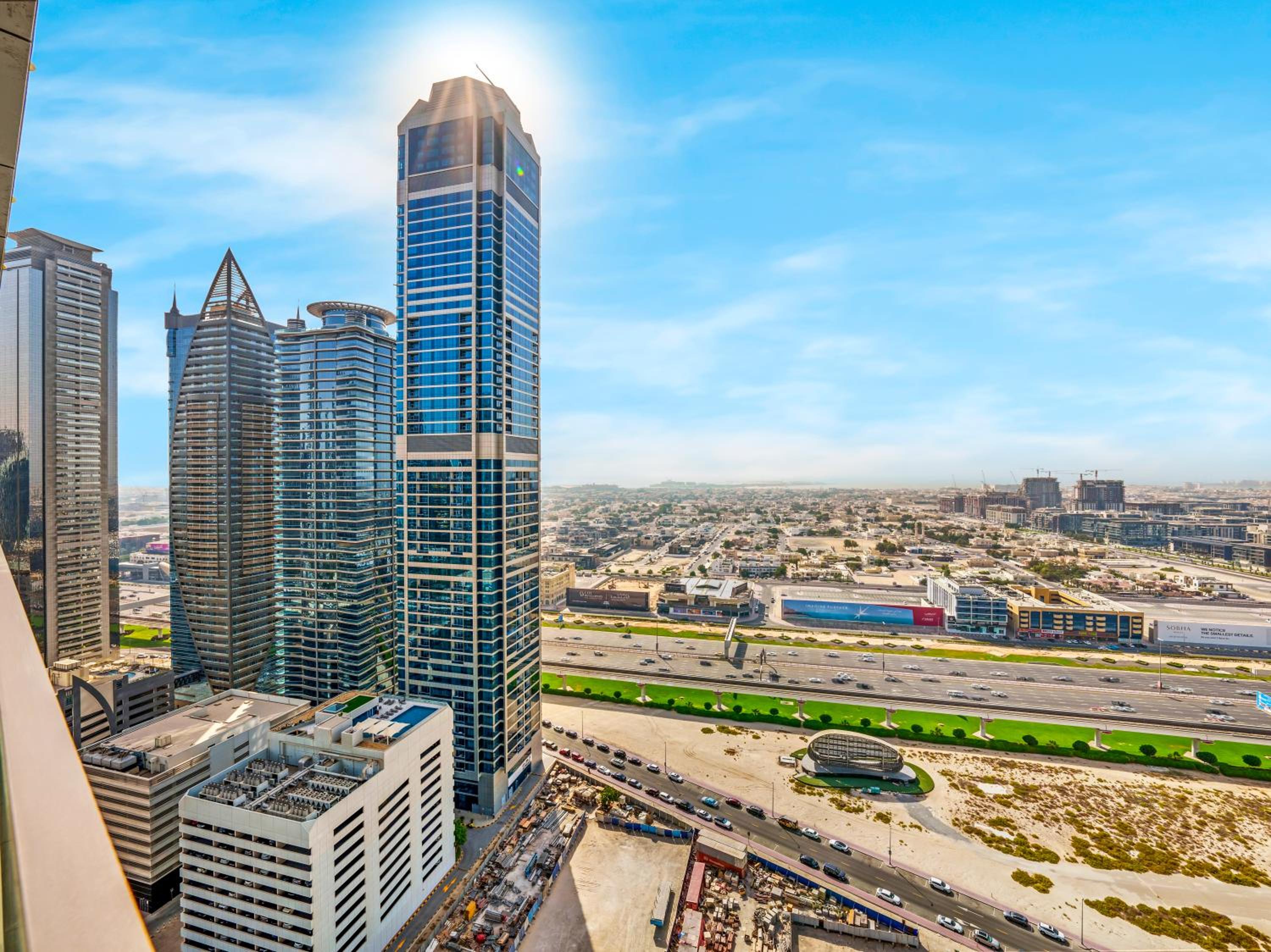 Spectacular Burj View from Infinity Pool