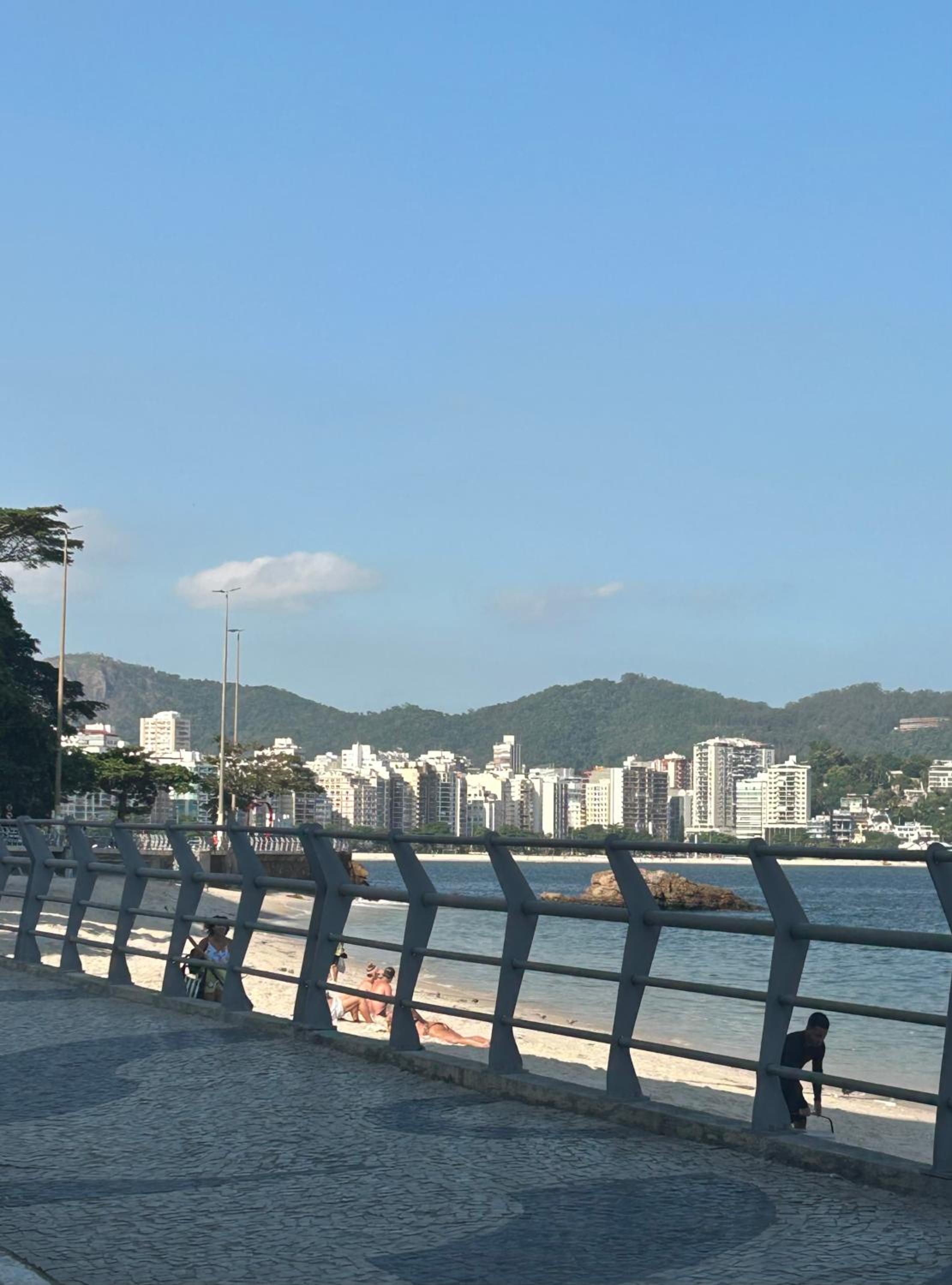 Uni Home 113 - COM ESTACIONAMENTO GRATUITO - Studio moderno e novo perto do MAC - Boa Viagem