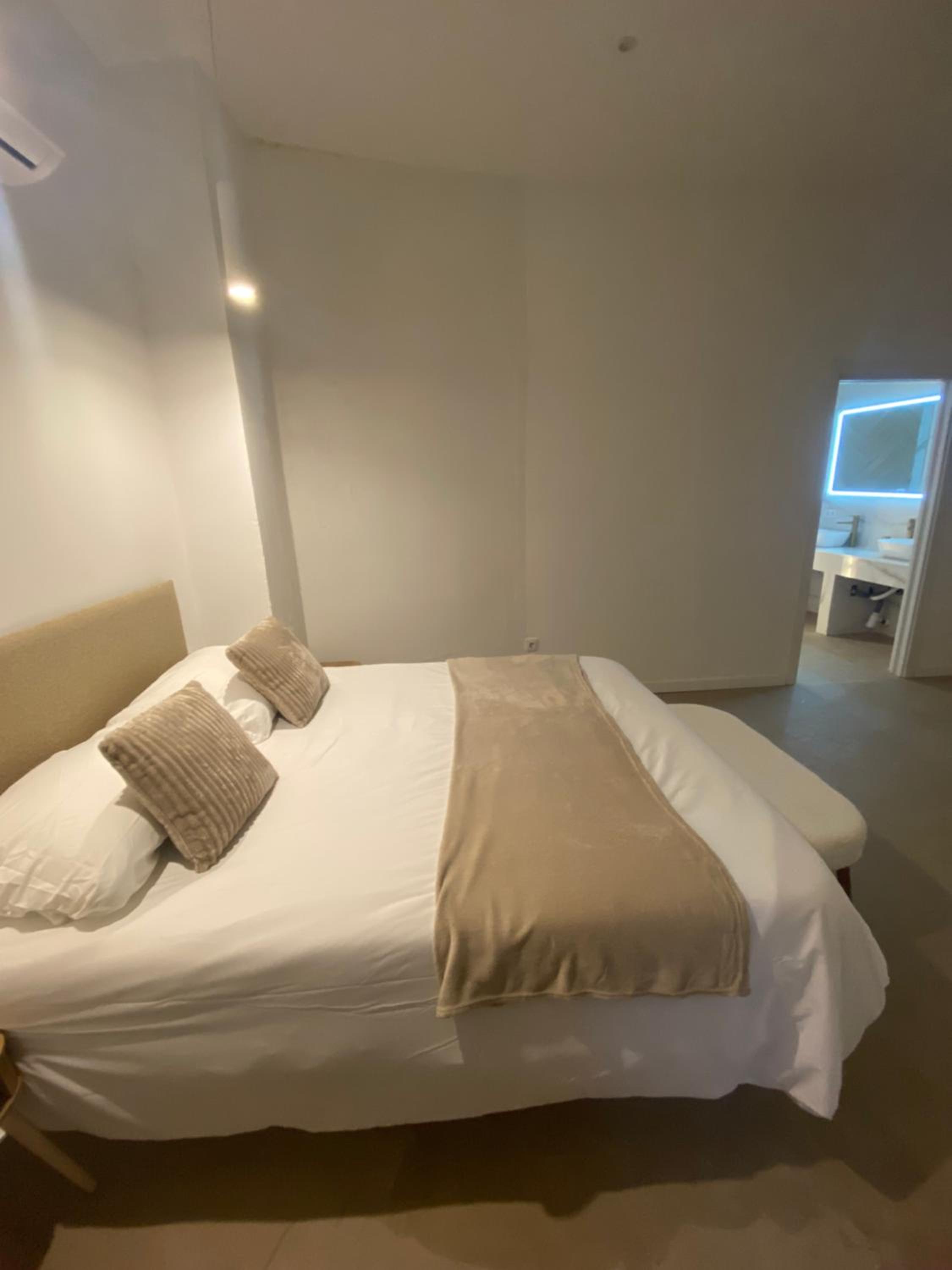 Room Turia