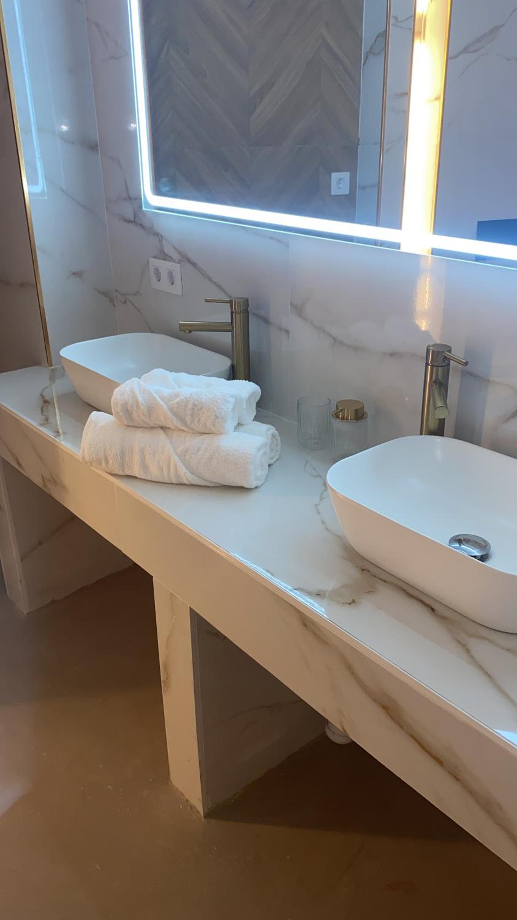 Room Turia