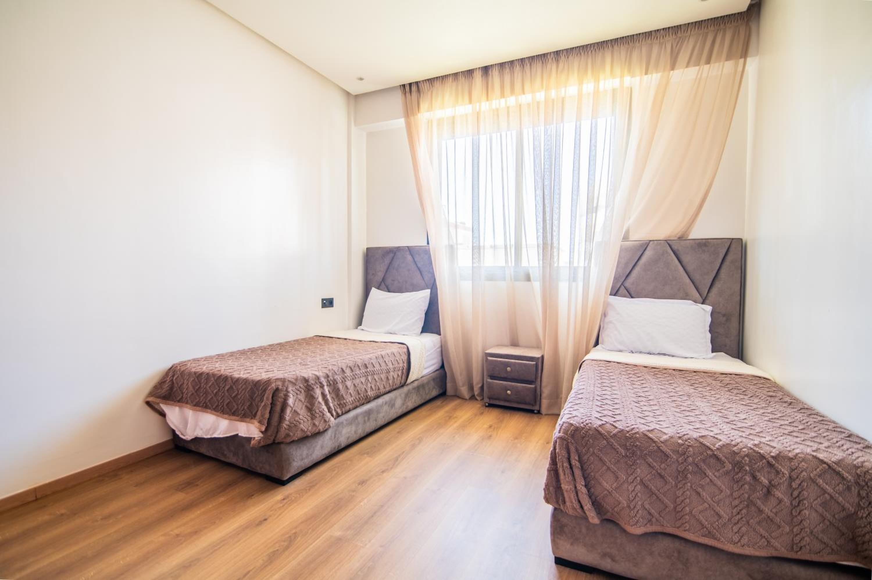 Appartement luxe 2 Piscines 300 m de la plage SONABA Founty Agadir