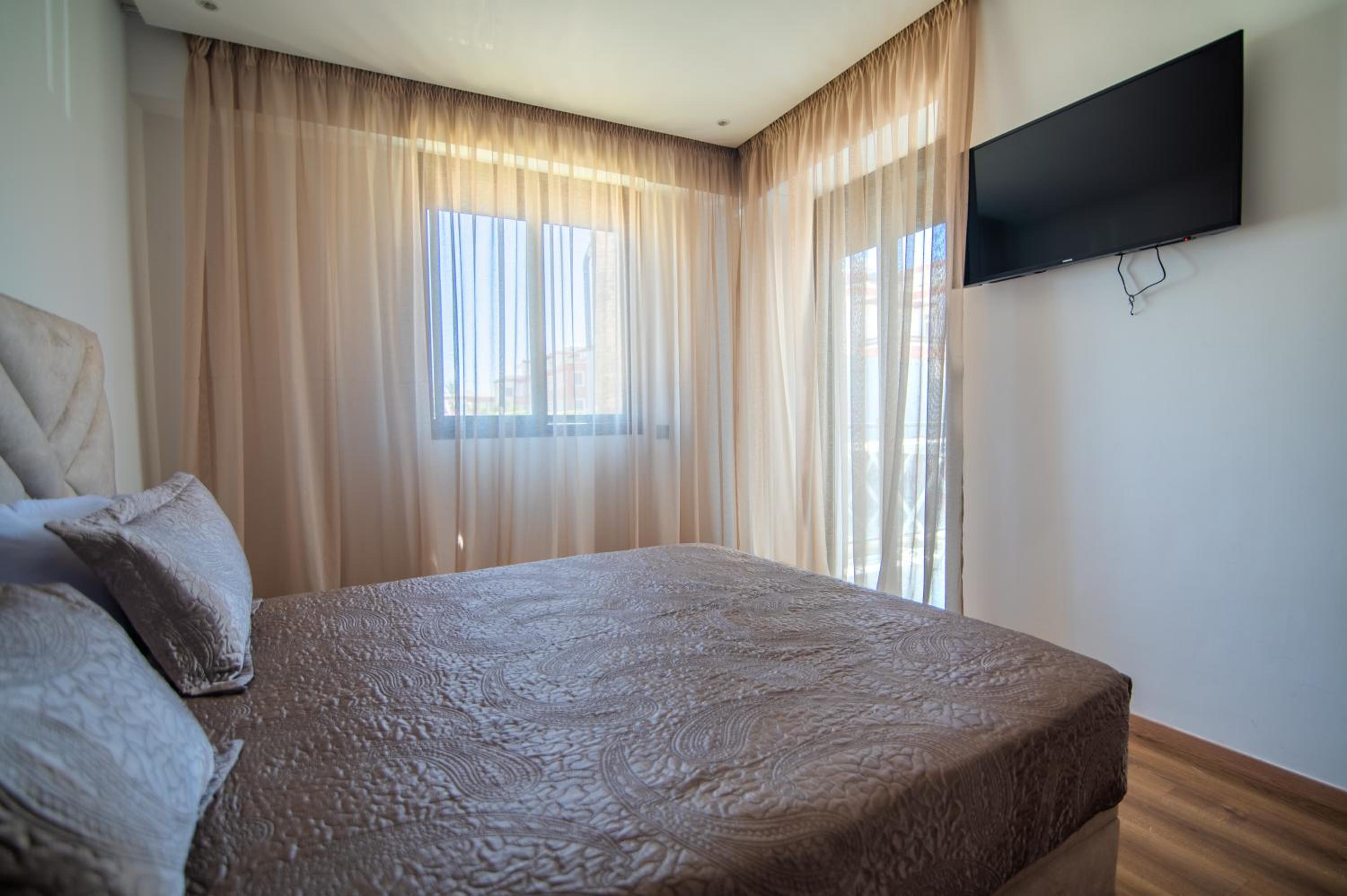 Appartement luxe 2 Piscines 300 m de la plage SONABA Founty Agadir