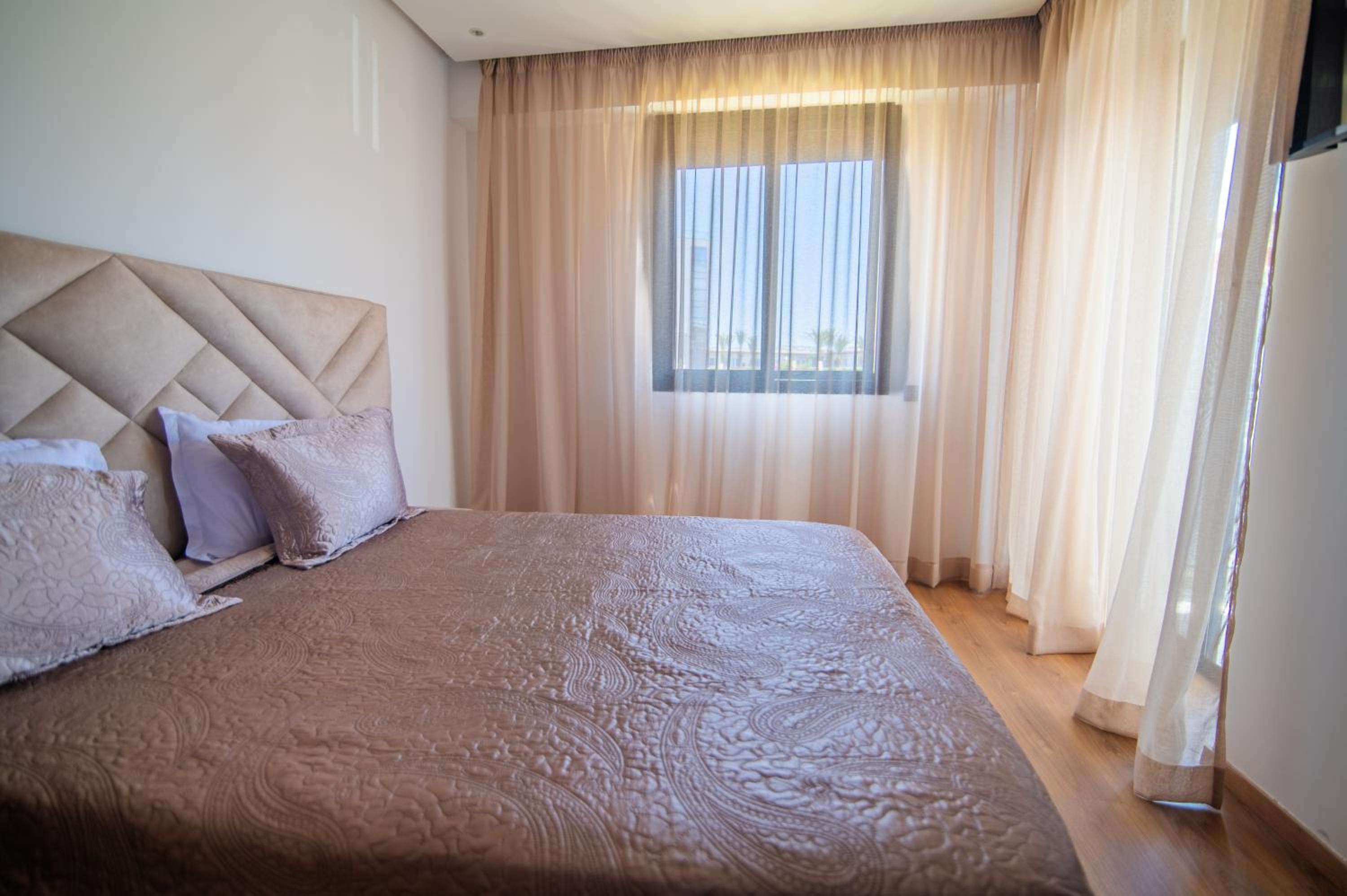 Appartement luxe 2 Piscines 300 m de la plage SONABA Founty Agadir