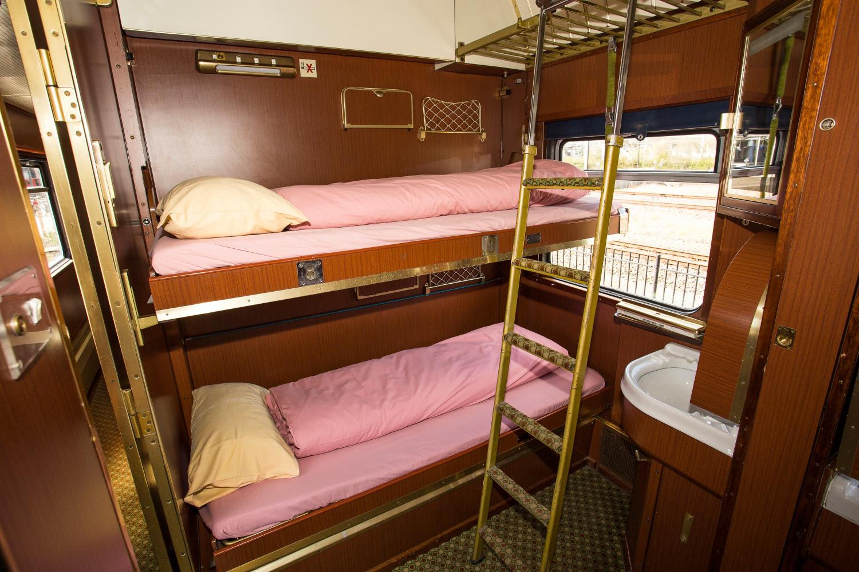 Train Lodge Amsterdam
