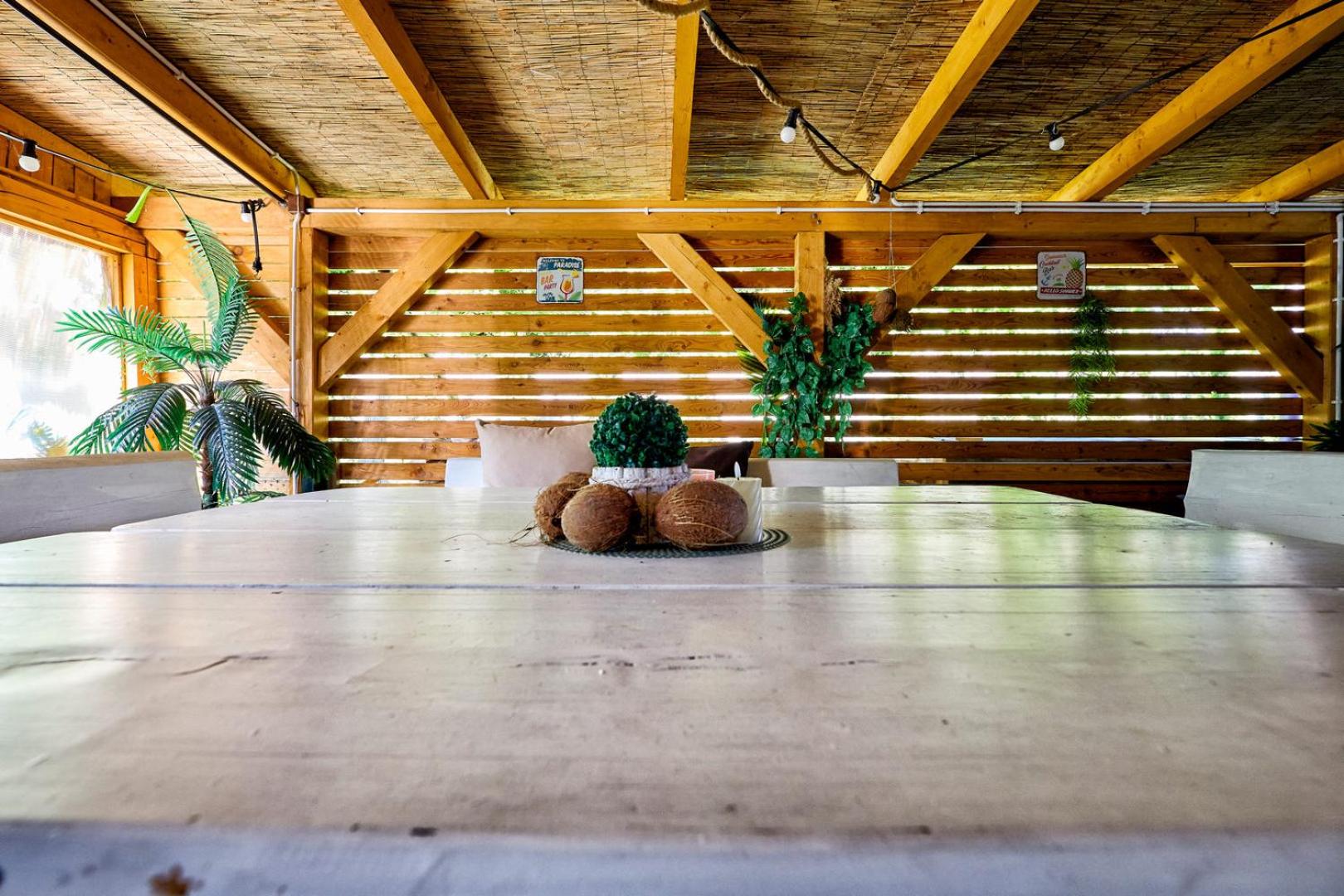 Aloha Glamp - Całoroczny glamping nad rzeką z prywatną balią - Stok narciarski, góry, lasy, sauna