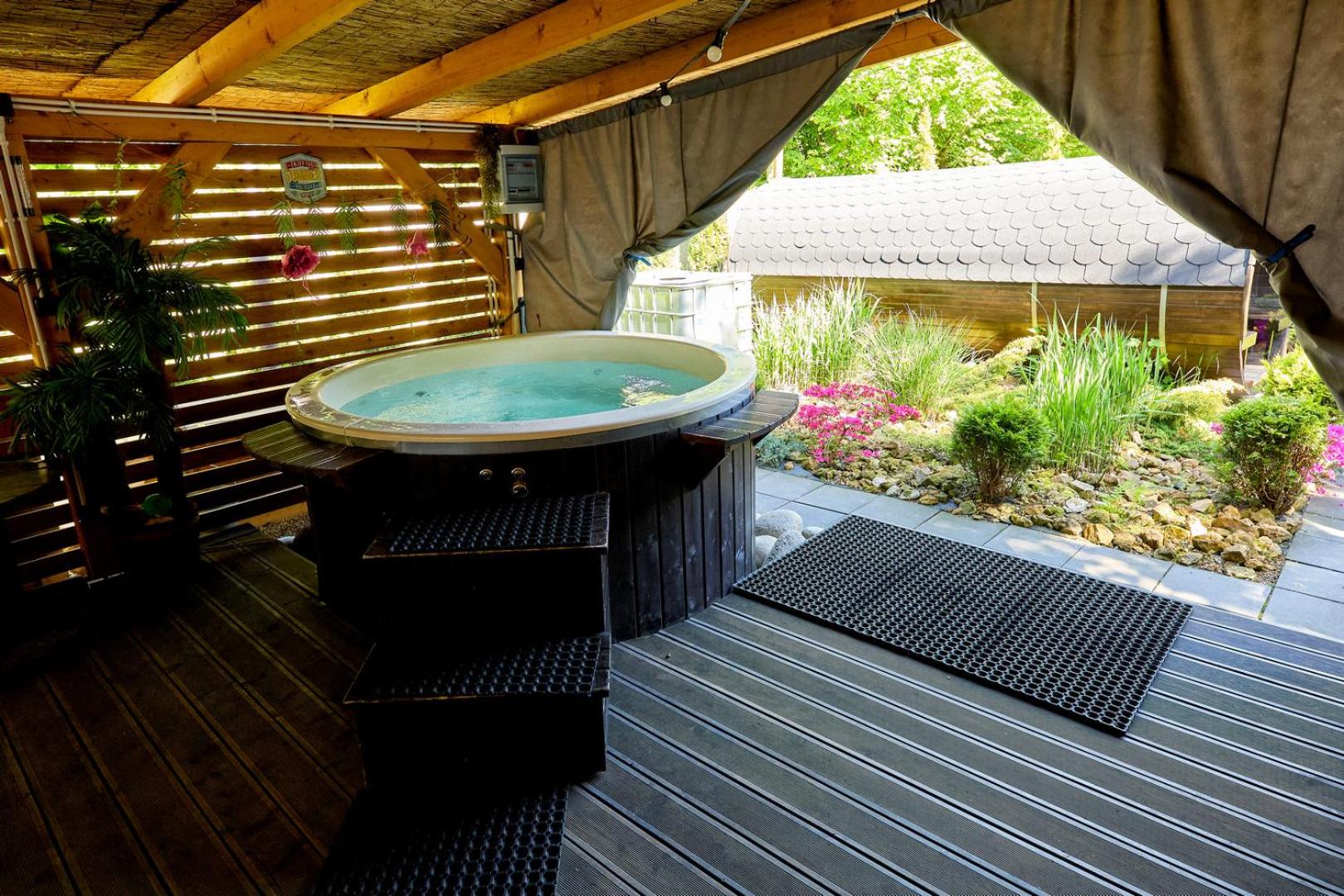 Aloha Glamp - Całoroczny glamping nad rzeką z prywatną balią - Stok narciarski, góry, lasy, sauna