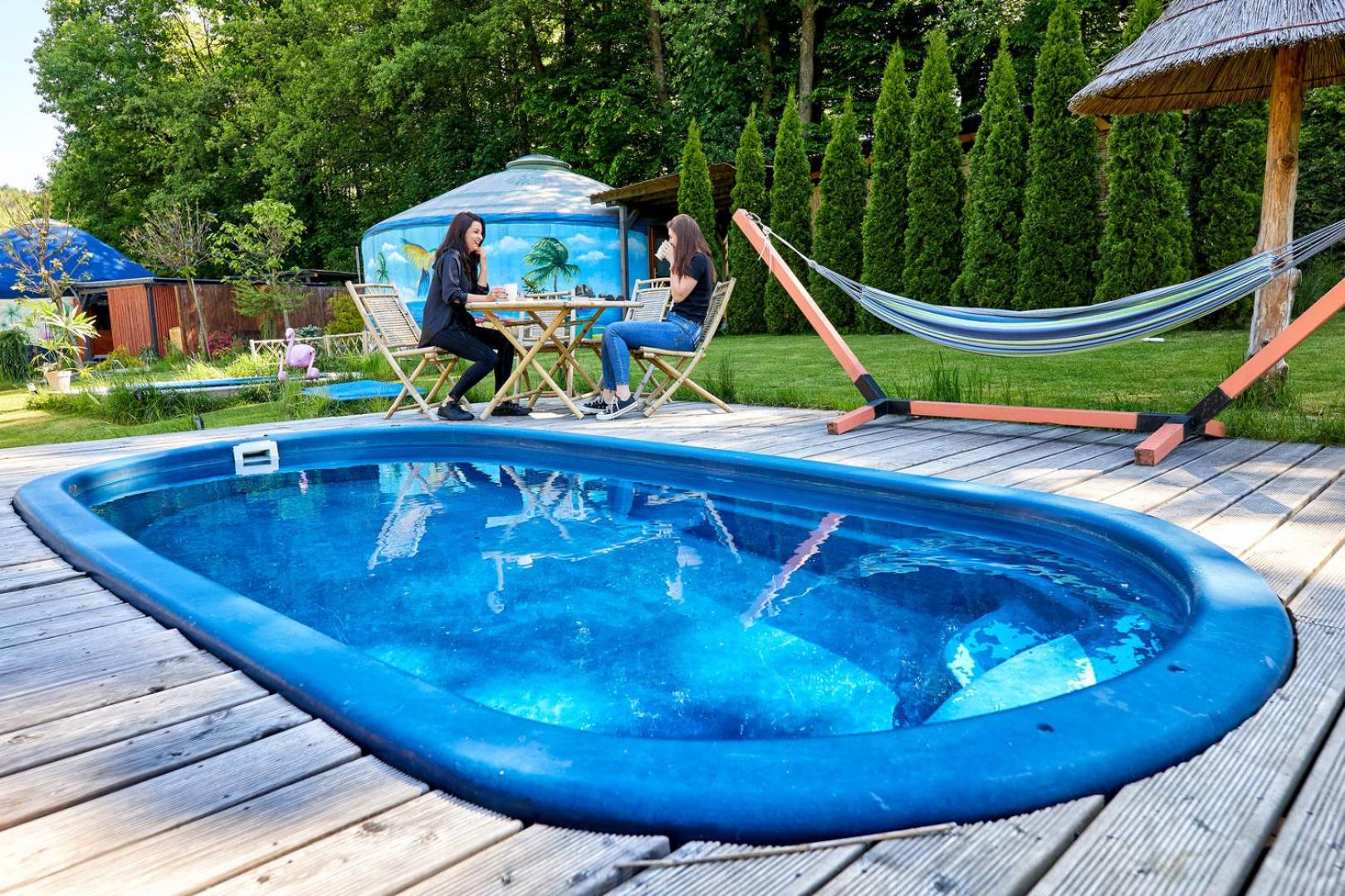 Aloha Glamp - Całoroczny glamping nad rzeką z prywatną balią - Stok narciarski, góry, lasy, sauna