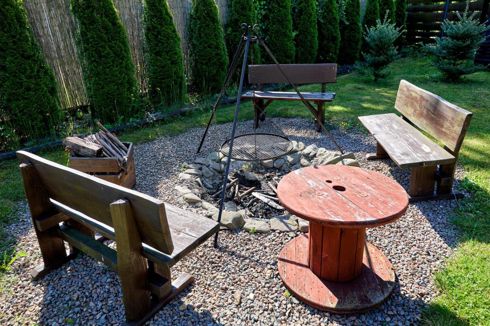 Aloha Glamp - Całoroczny glamping nad rzeką z prywatną balią - Stok narciarski, góry, lasy, sauna