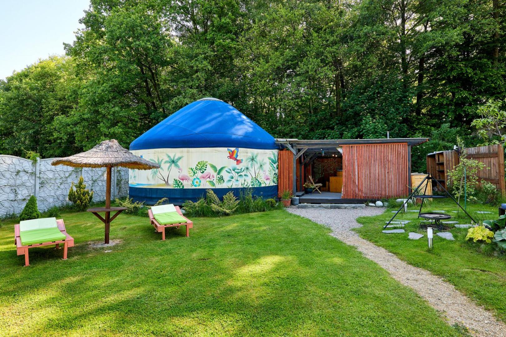 Aloha Glamp - Całoroczny glamping nad rzeką z prywatną balią - Stok narciarski, góry, lasy, sauna