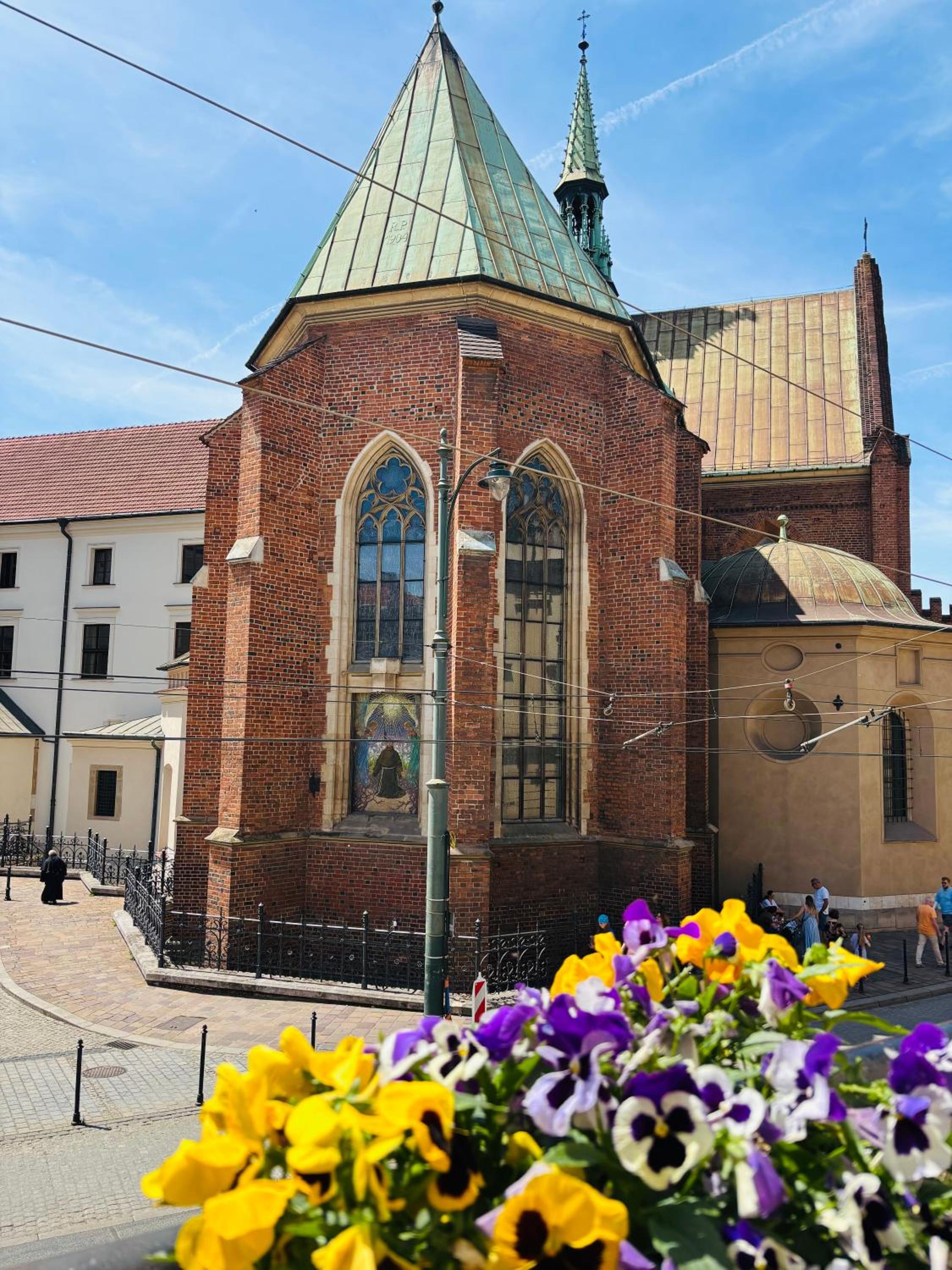 Krakow Apartments & Rooms