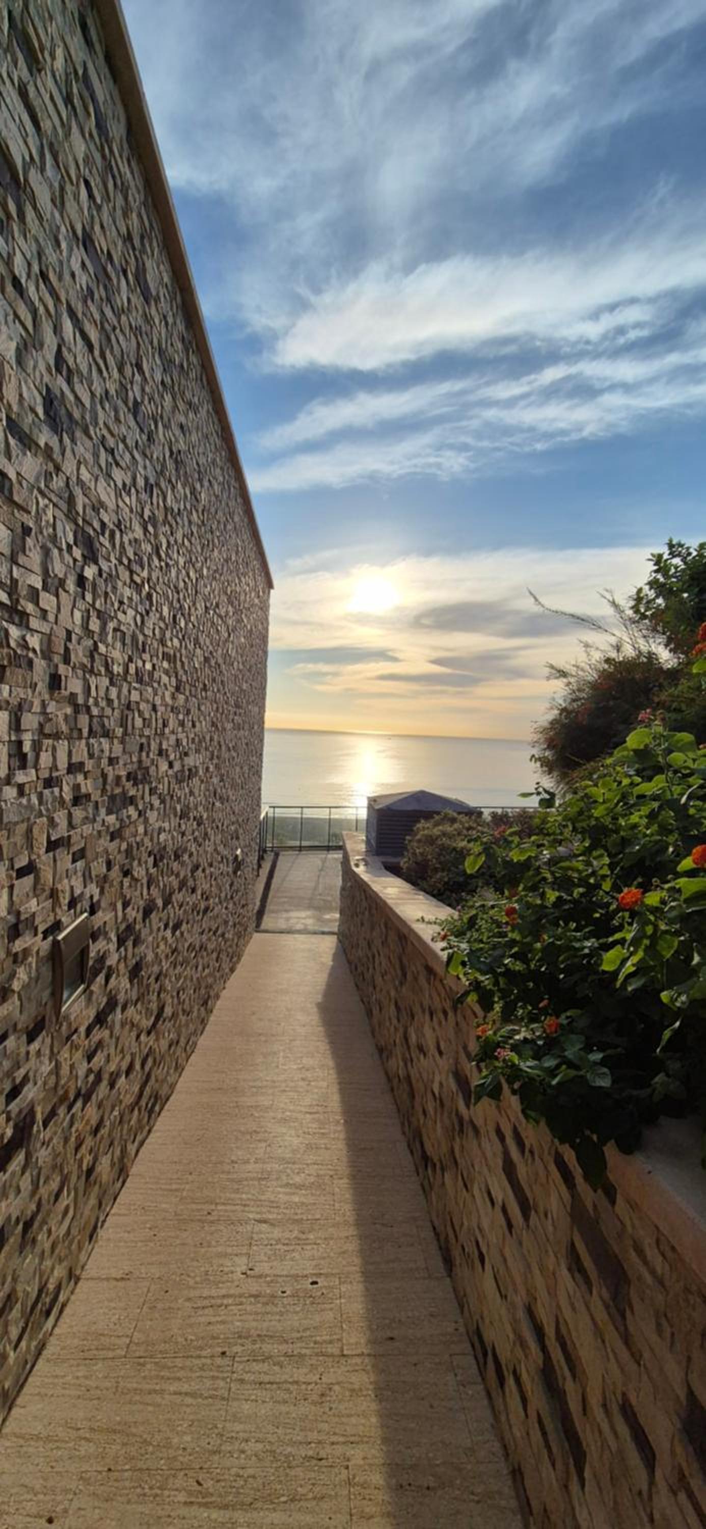 Blue Amber-Los Arenales del Sol-Alicante