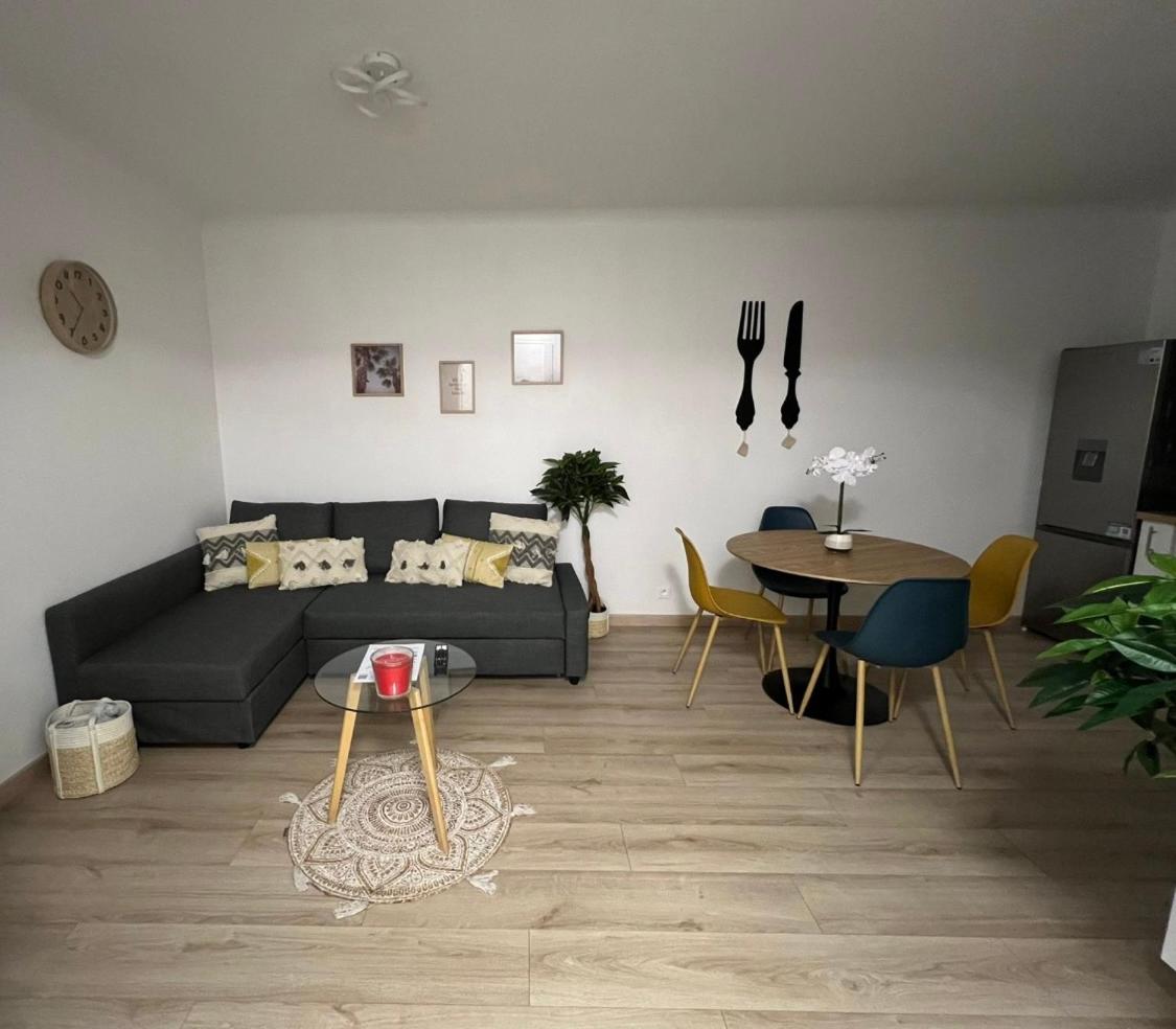 PARIS-MONTROUGE Magnifique Appartement 2 pièce de 36m2 - très cosy pour 1 à 5 personnes refait à neuf - ENTIRE APARTMENT LUXURIOUS AND WARM - Montrouge Par