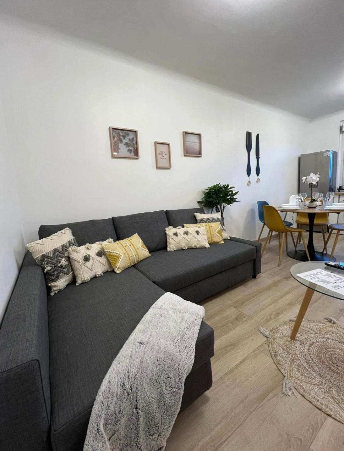 PARIS-MONTROUGE Magnifique Appartement 2 pièce de 36m2 - très cosy pour 1 à 5 personnes refait à neuf - ENTIRE APARTMENT LUXURIOUS AND WARM - Montrouge Par