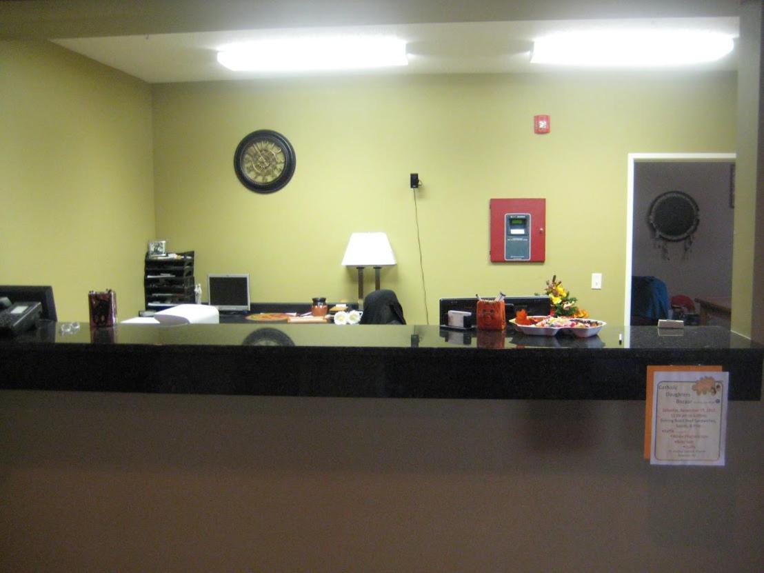 Bowman Inn and Suites
