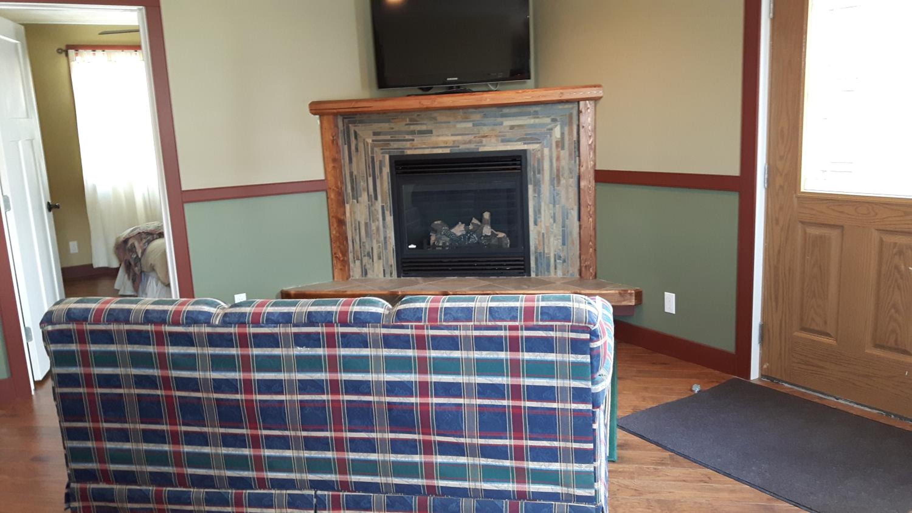 Country Encounters Accommodations