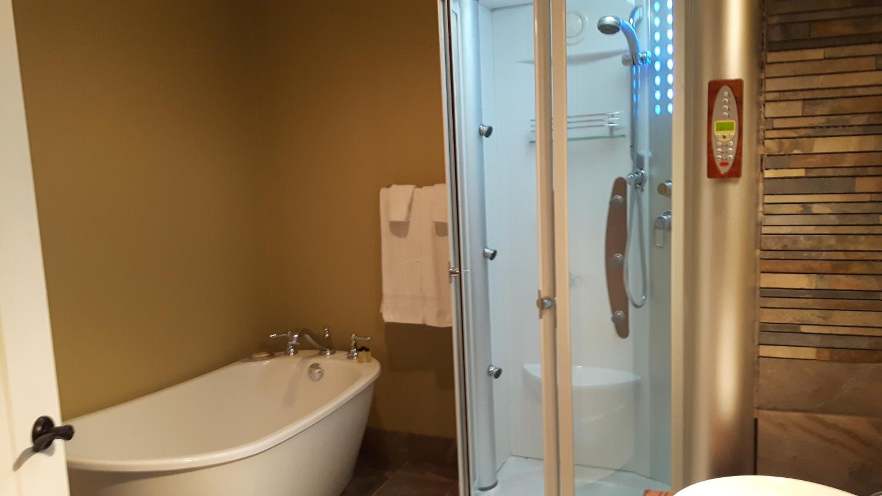 Country Encounters Accommodations
