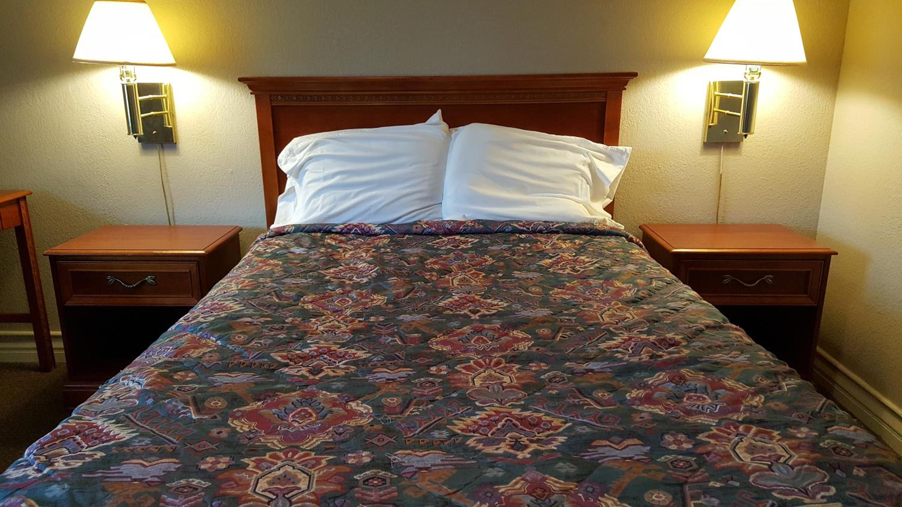 Pacific Motel