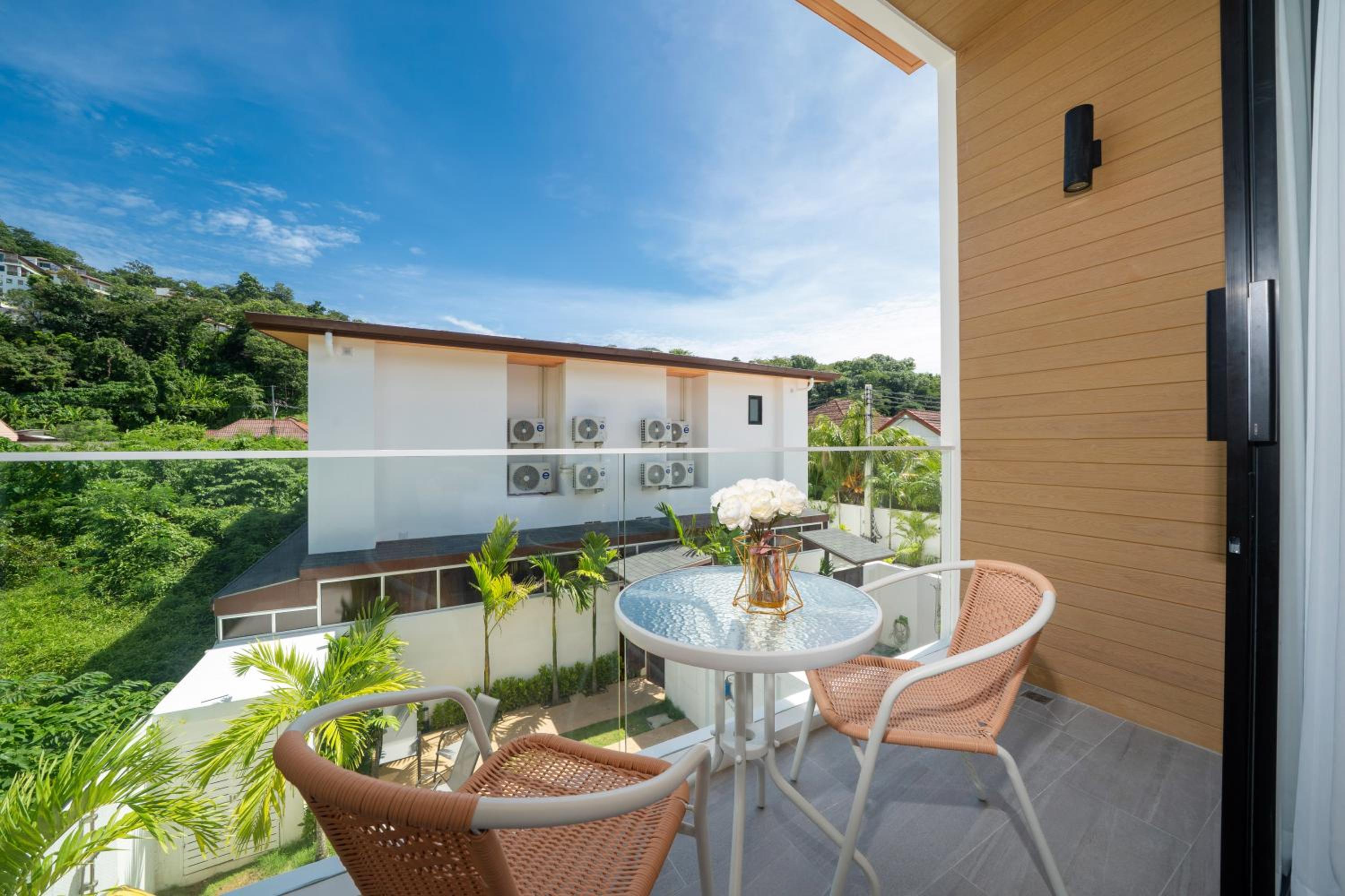 Kamala Sunshine Villa - Goldena Twin