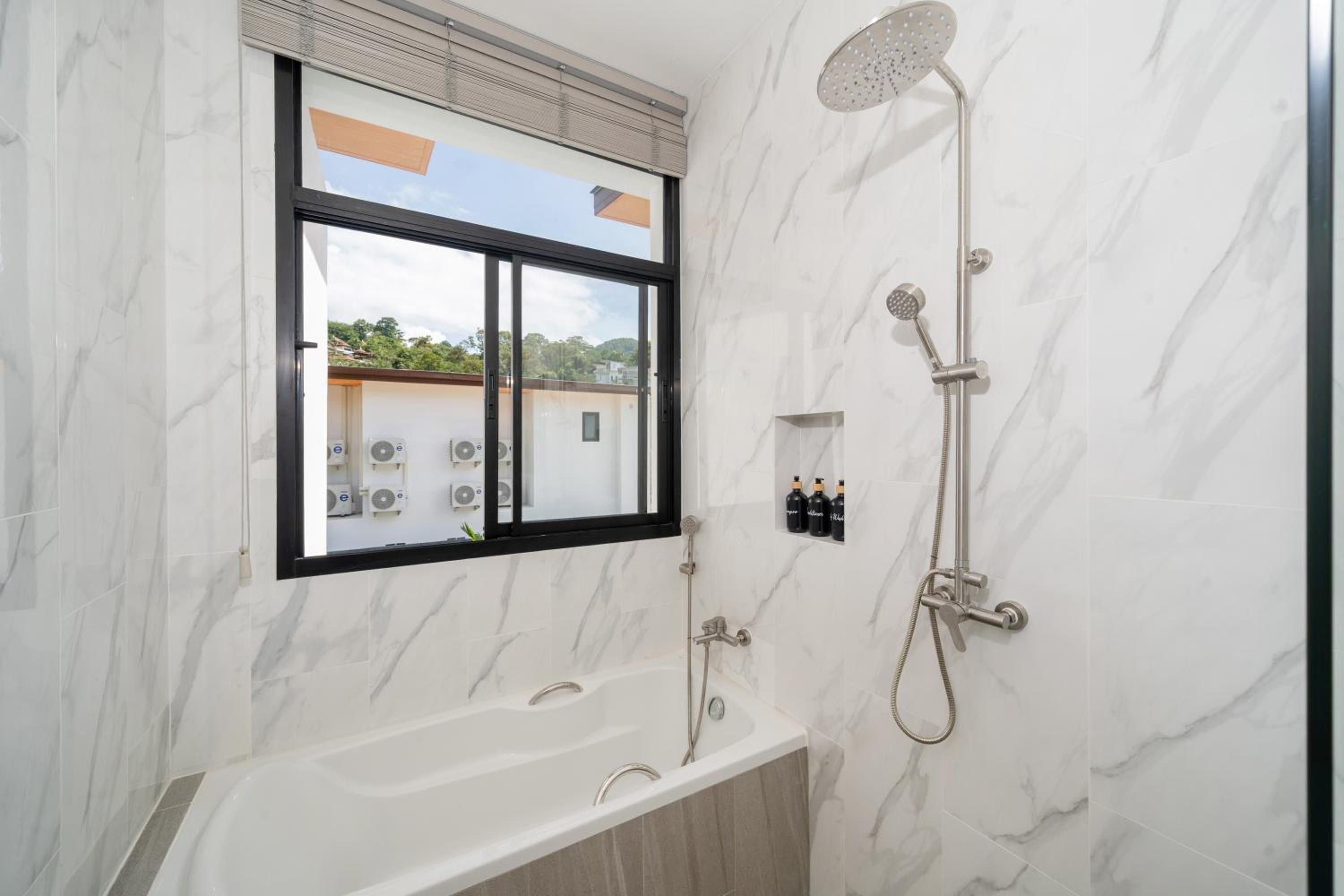 Kamala Sunshine Villa - Goldena Twin