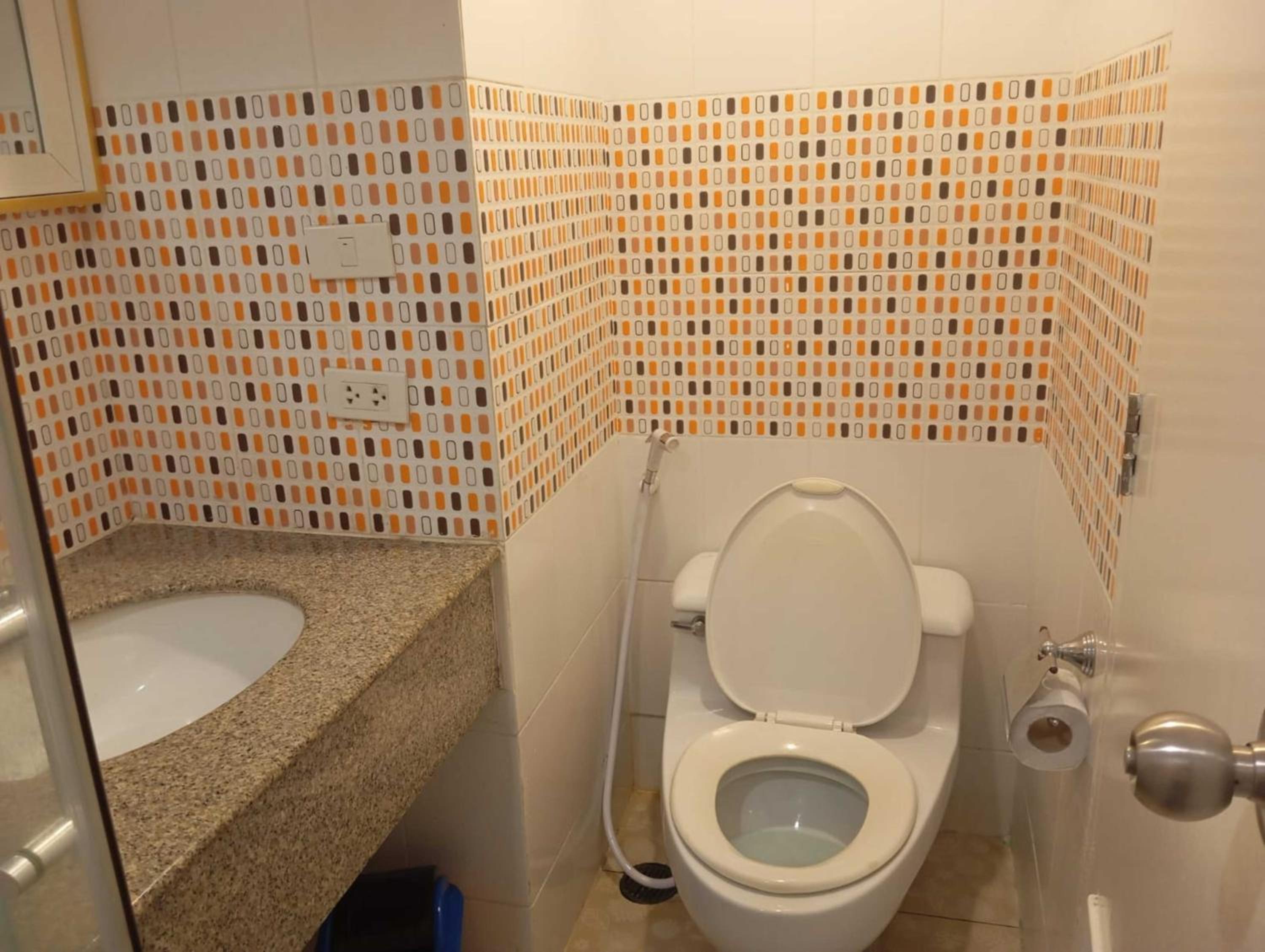 Spacious 1,2 & 3 Bedroom Serviced Apartments OMNI - Nana BTS