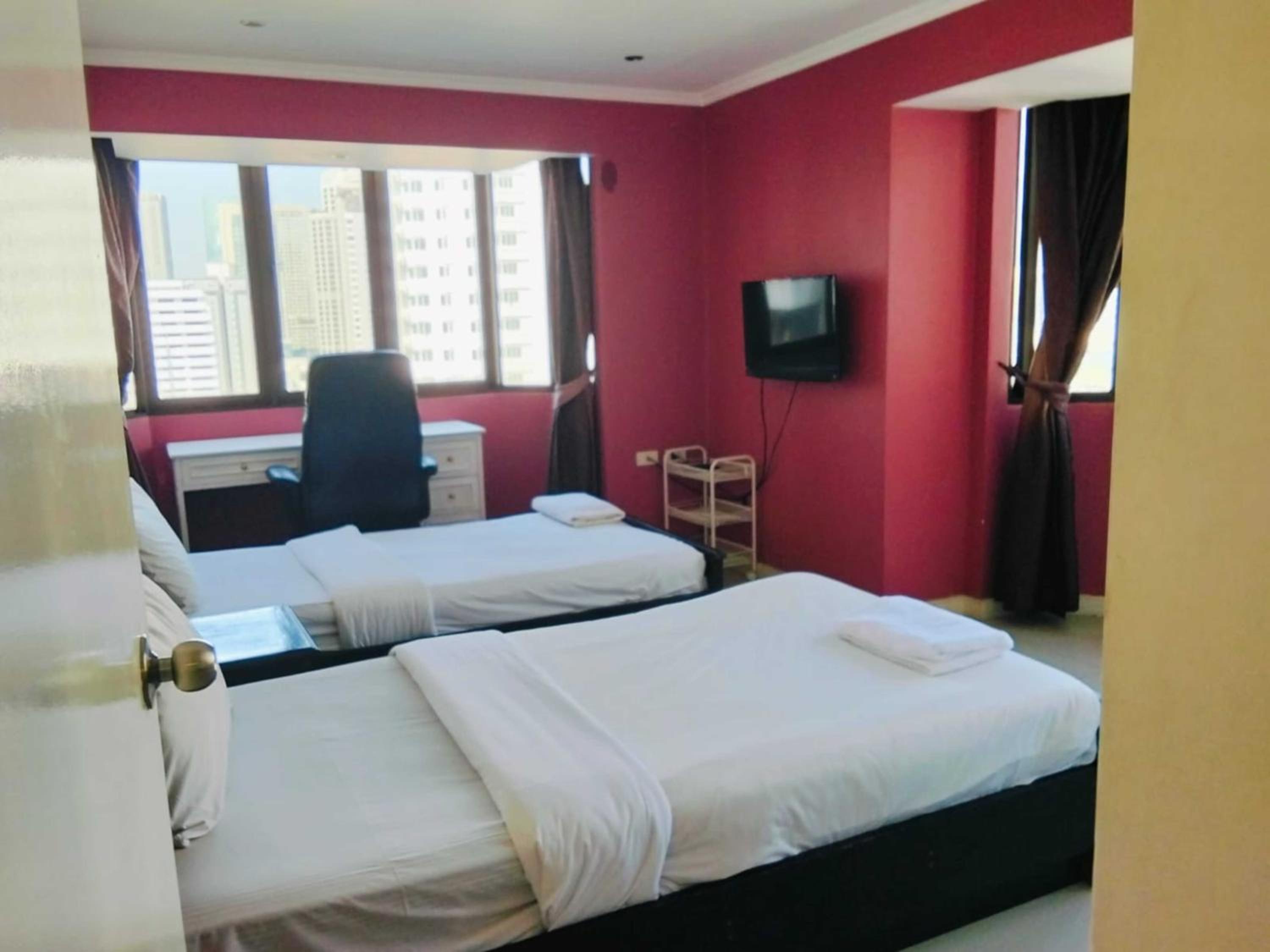 Spacious 1,2 & 3 Bedroom Serviced Apartments OMNI - Nana BTS