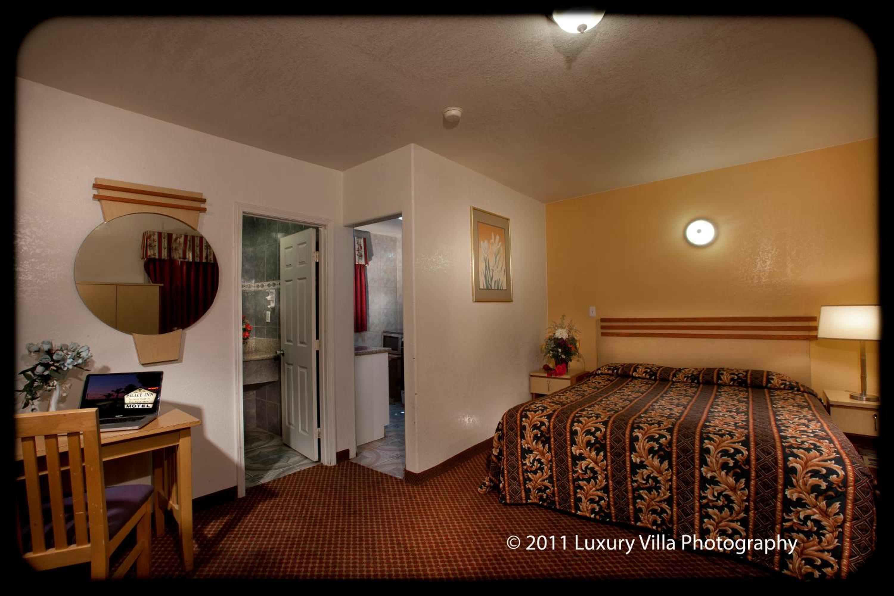 Oxnard Vacations - The Palace Inn - Property Image 36