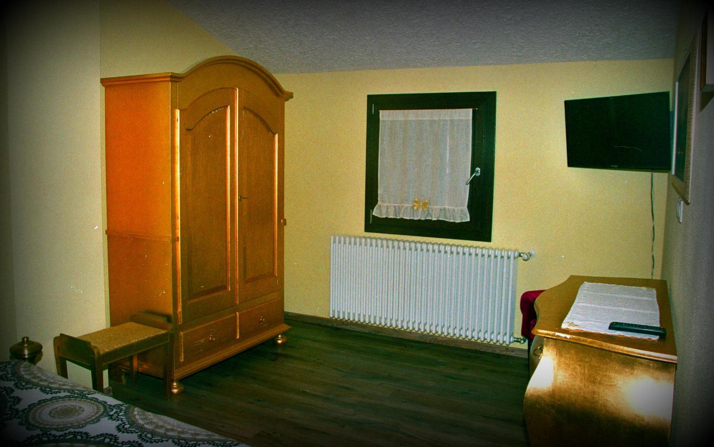 Photo 34