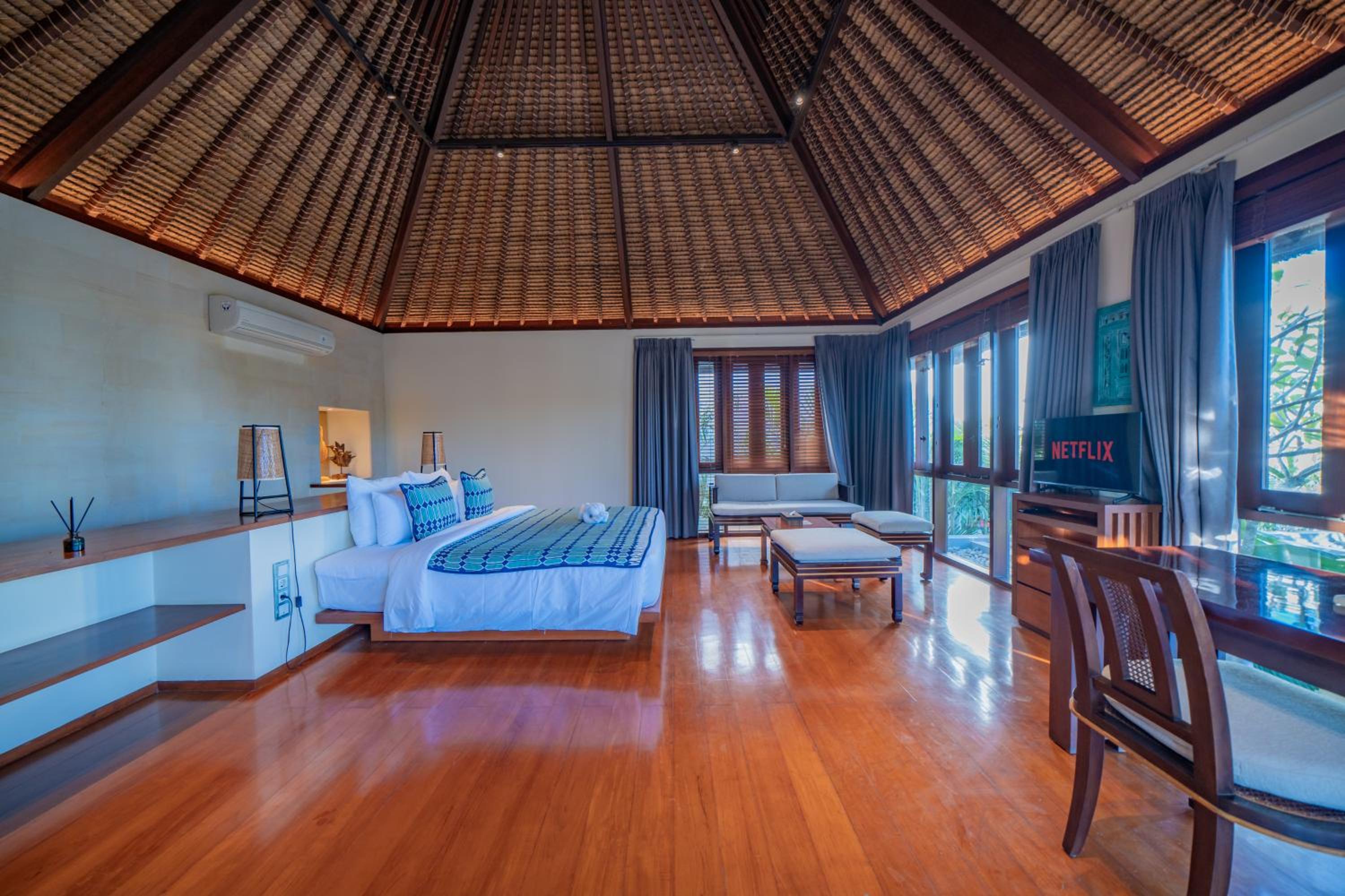 Villa Wibisana Beachside Luxury in Seminyak