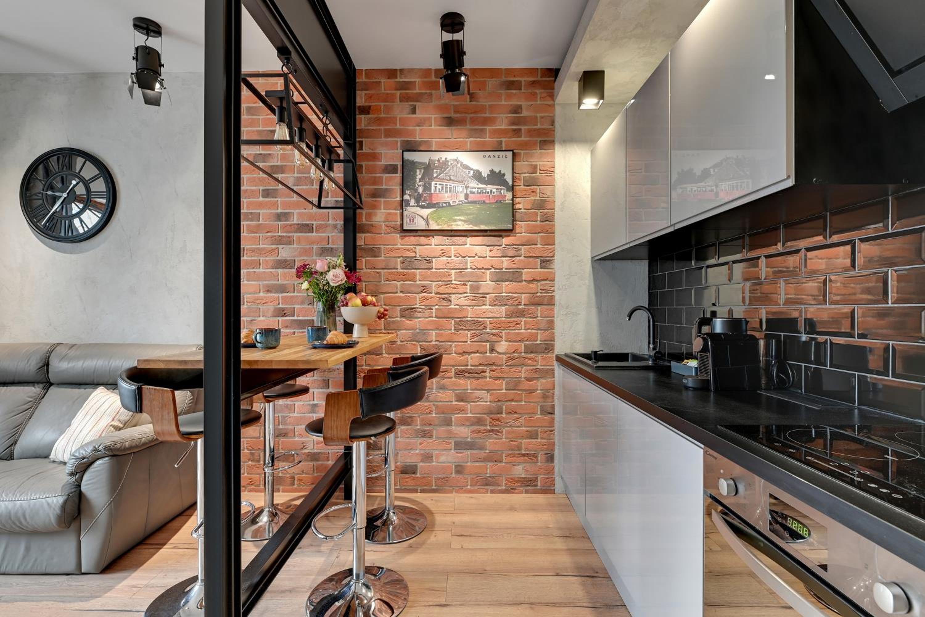 Zajezdnia Wrzeszcz Near Sea & Beach by Downtown Apartments