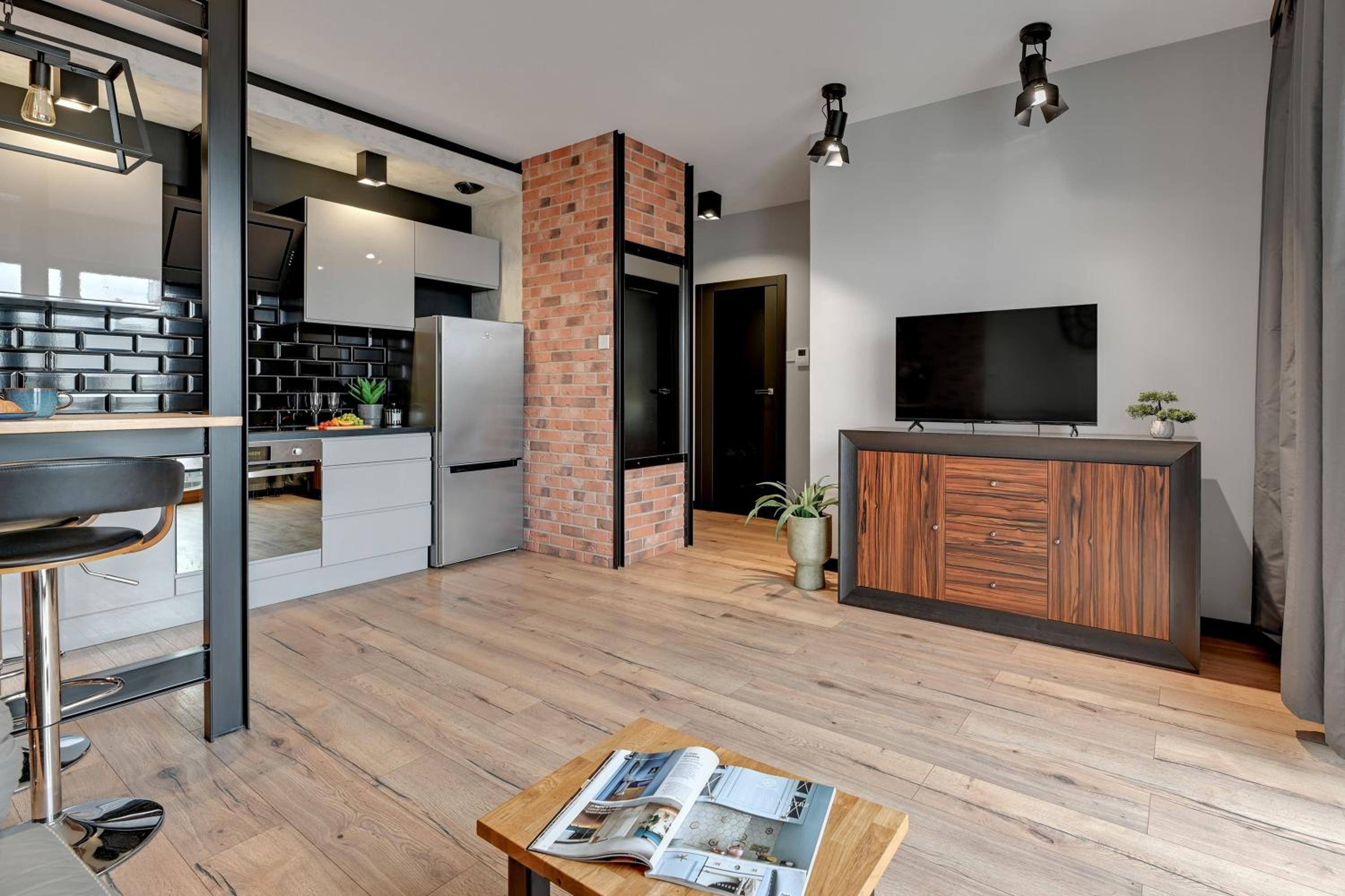 Zajezdnia Wrzeszcz Near Sea & Beach by Downtown Apartments