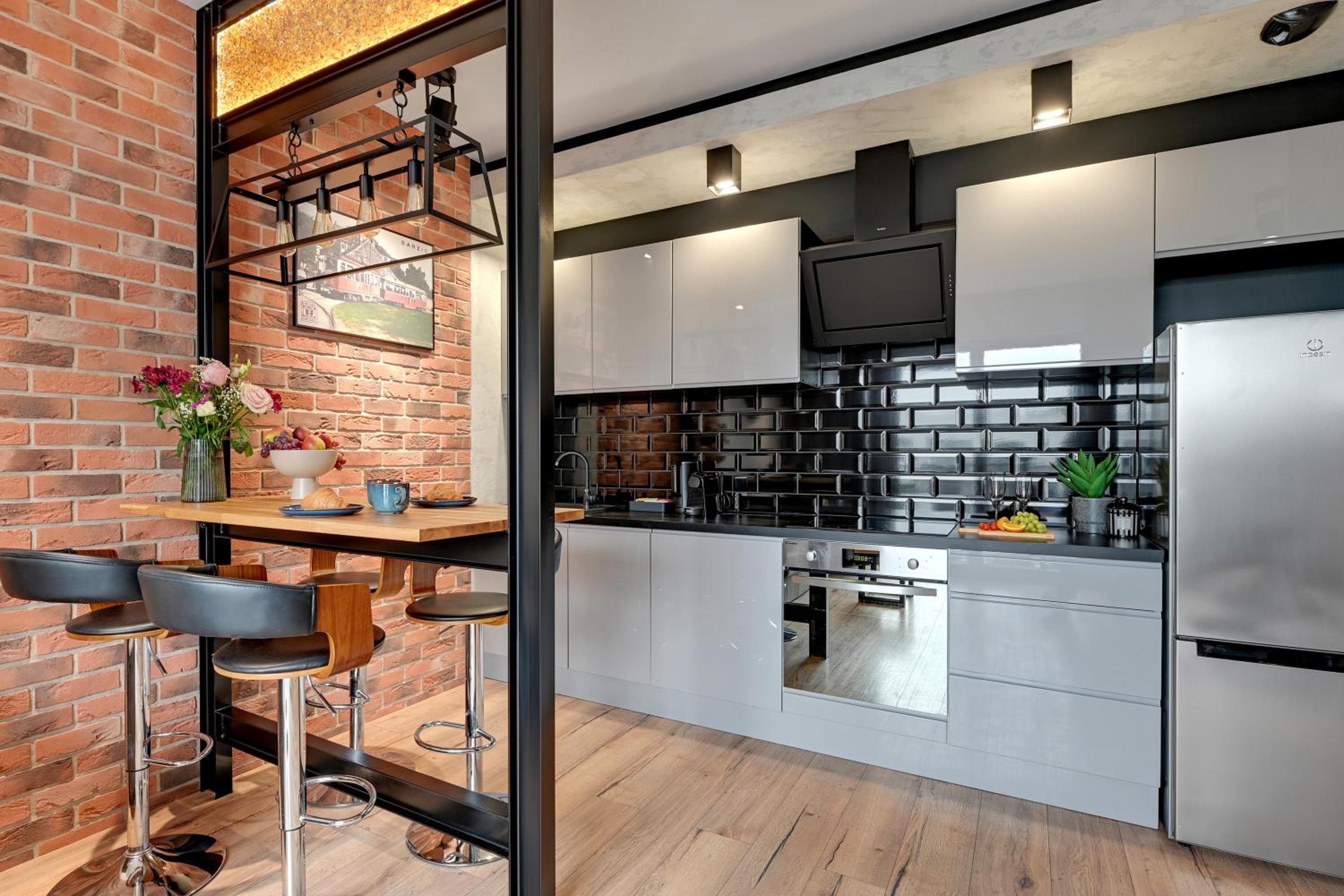 Zajezdnia Wrzeszcz Near Sea & Beach by Downtown Apartments