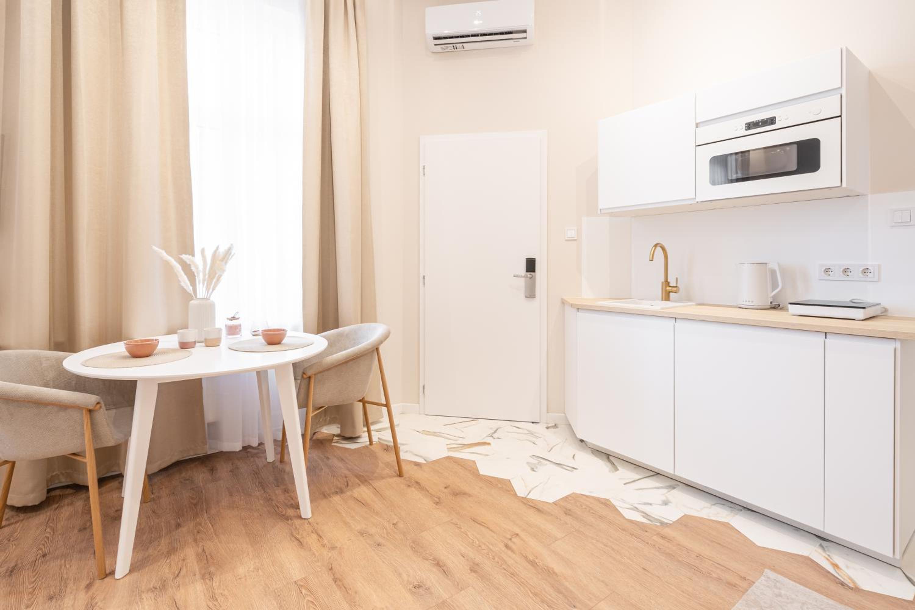 Akácfa 43 Heritage Apartment - Best Location by BQA