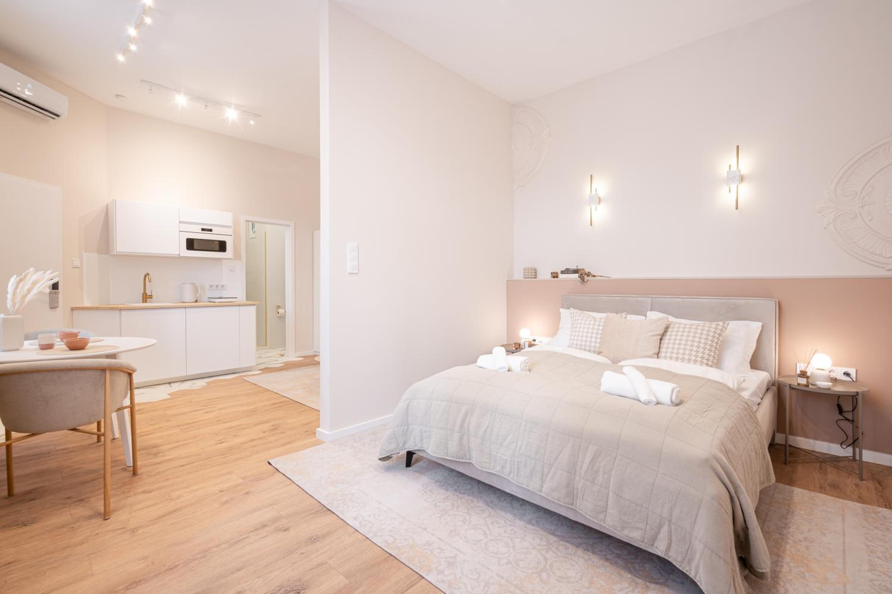 Akácfa 43 Heritage Apartment - Best Location by BQA