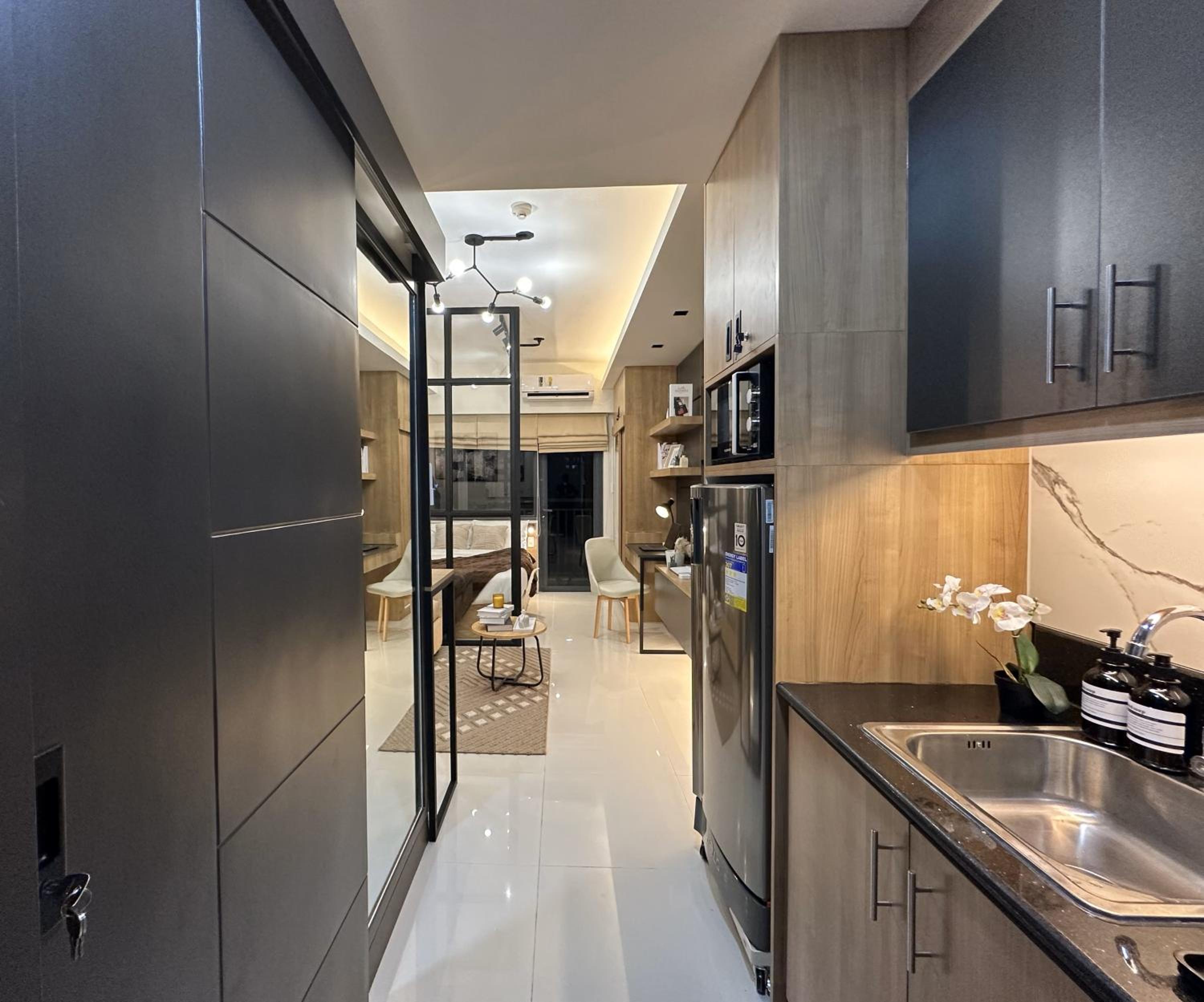 The Makati Suites at Red Residences, Premium Studio, City View, Makati CBD, Wi-fi