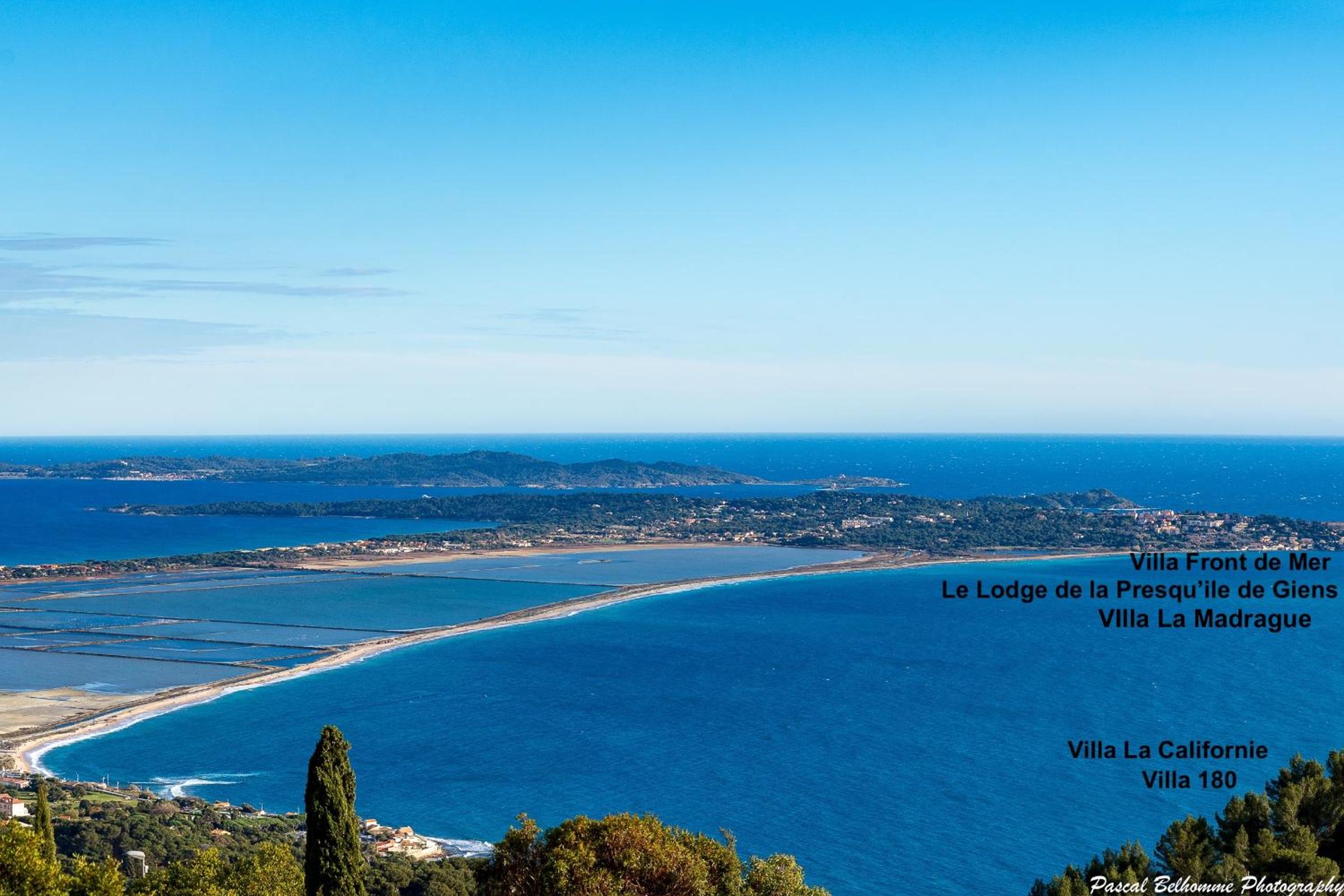 Villa 5 Etoiles vue sur les Iles d'Or Carqueiranne Sea and Mountain Pleasure Villa Vue Mer La Californie