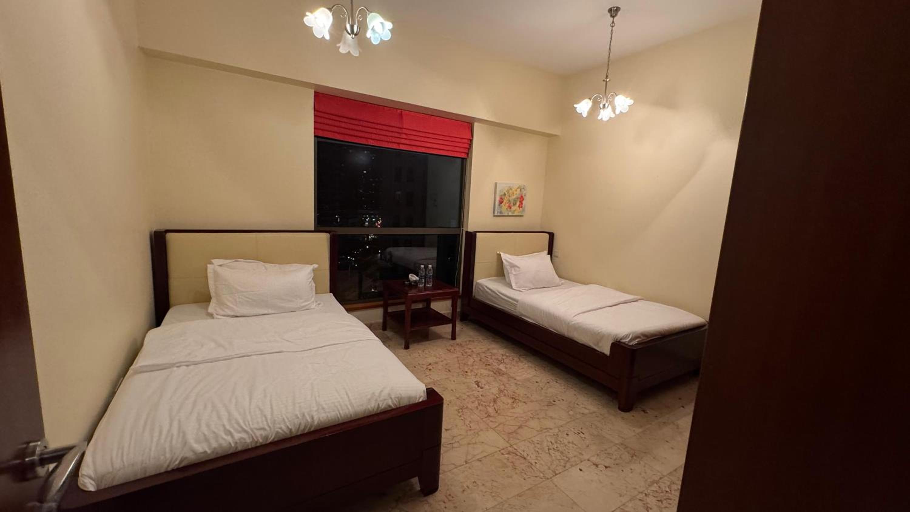 Marina View Luxury Retreat Modern Apartment JBR Dubai
