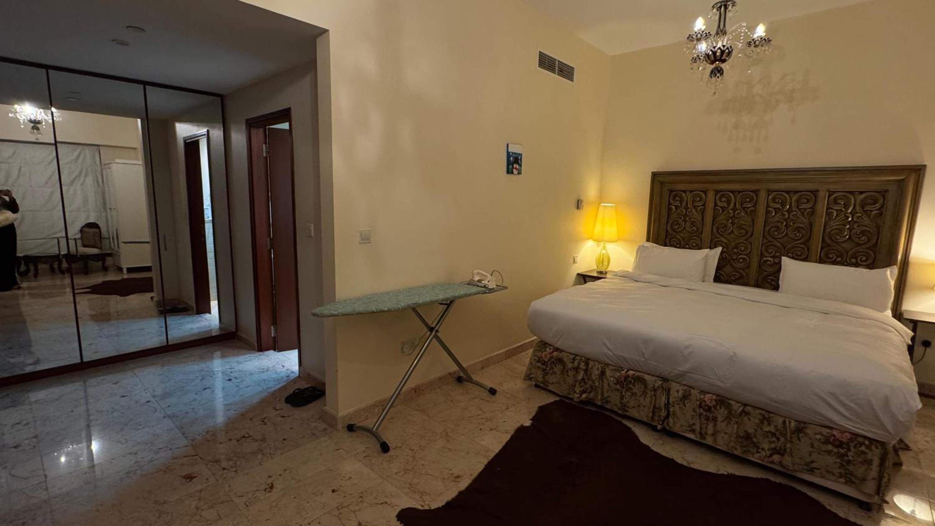 Marina View Luxury Retreat Modern Apartment JBR Dubai