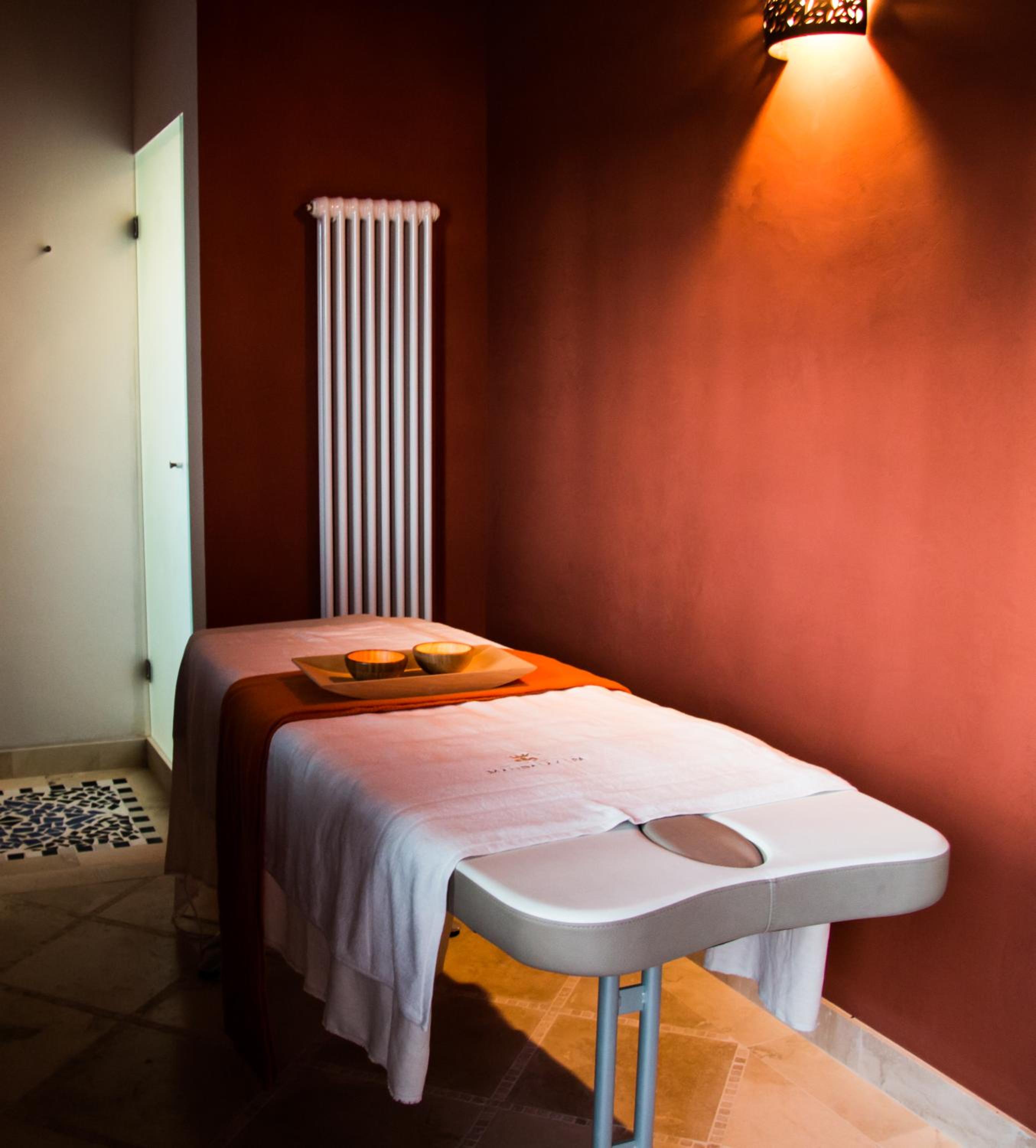 Mandalay Lodge & Resort Senigallia