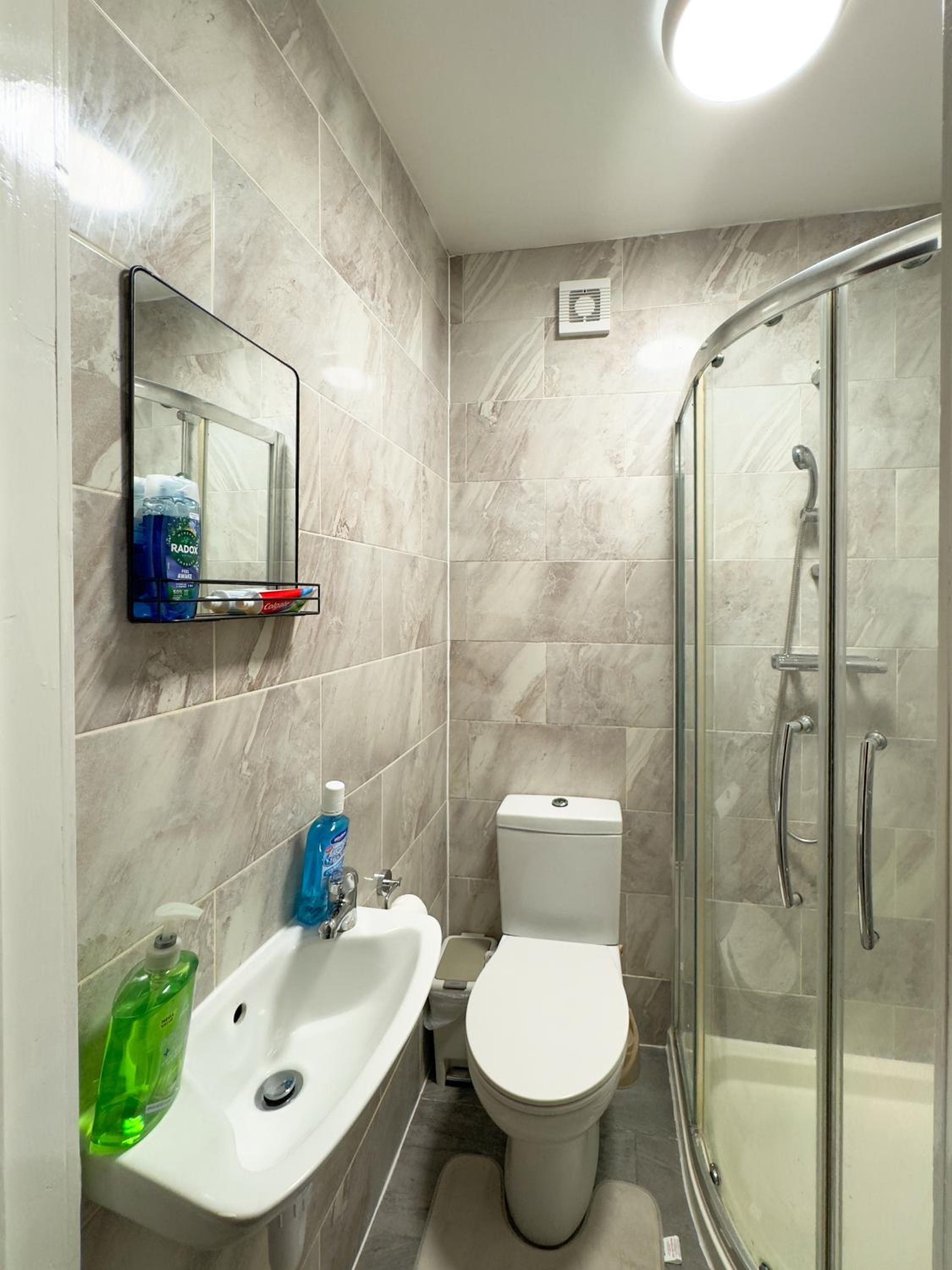 Heathrow Lodge BnB