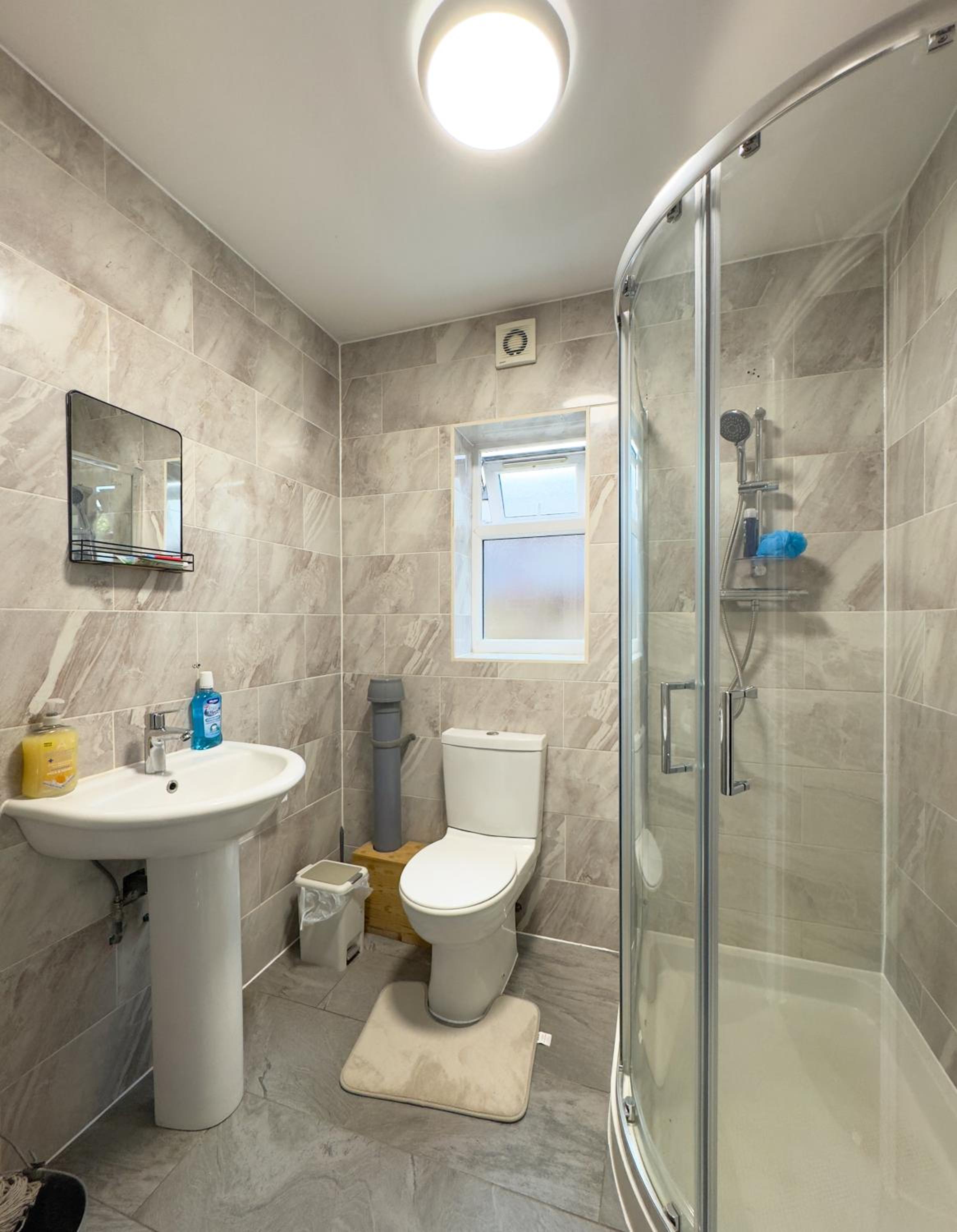 Heathrow Lodge BnB