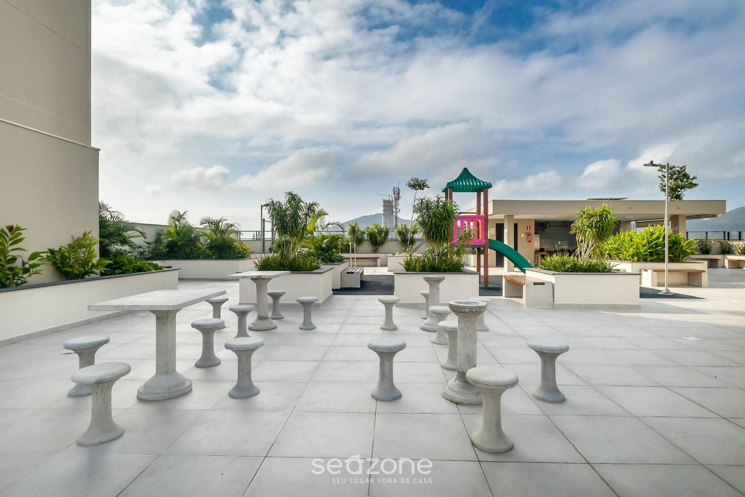 Full stay with pool 400m from Armação Beach - SKL
