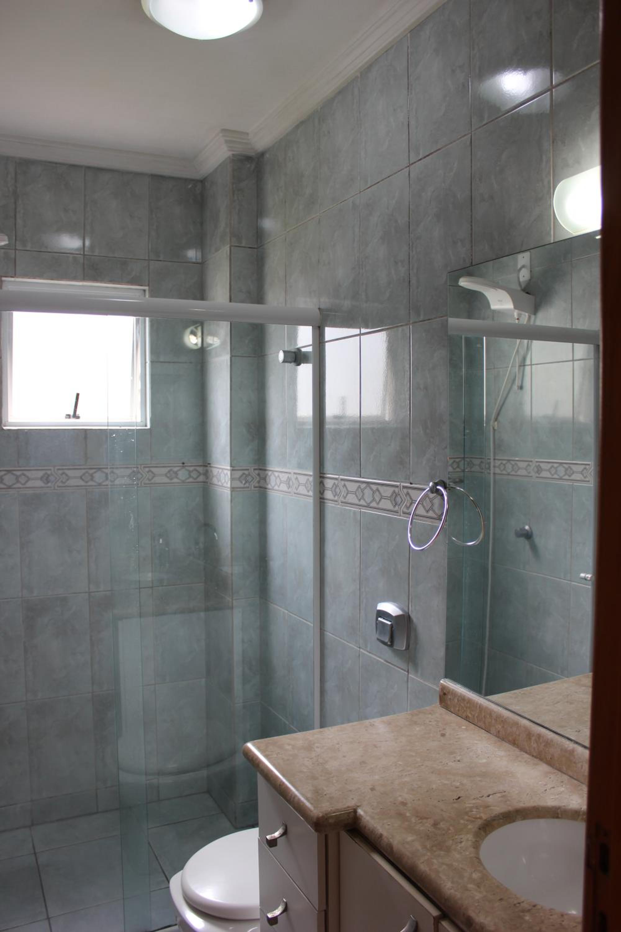 Apartamento em Meia Praia