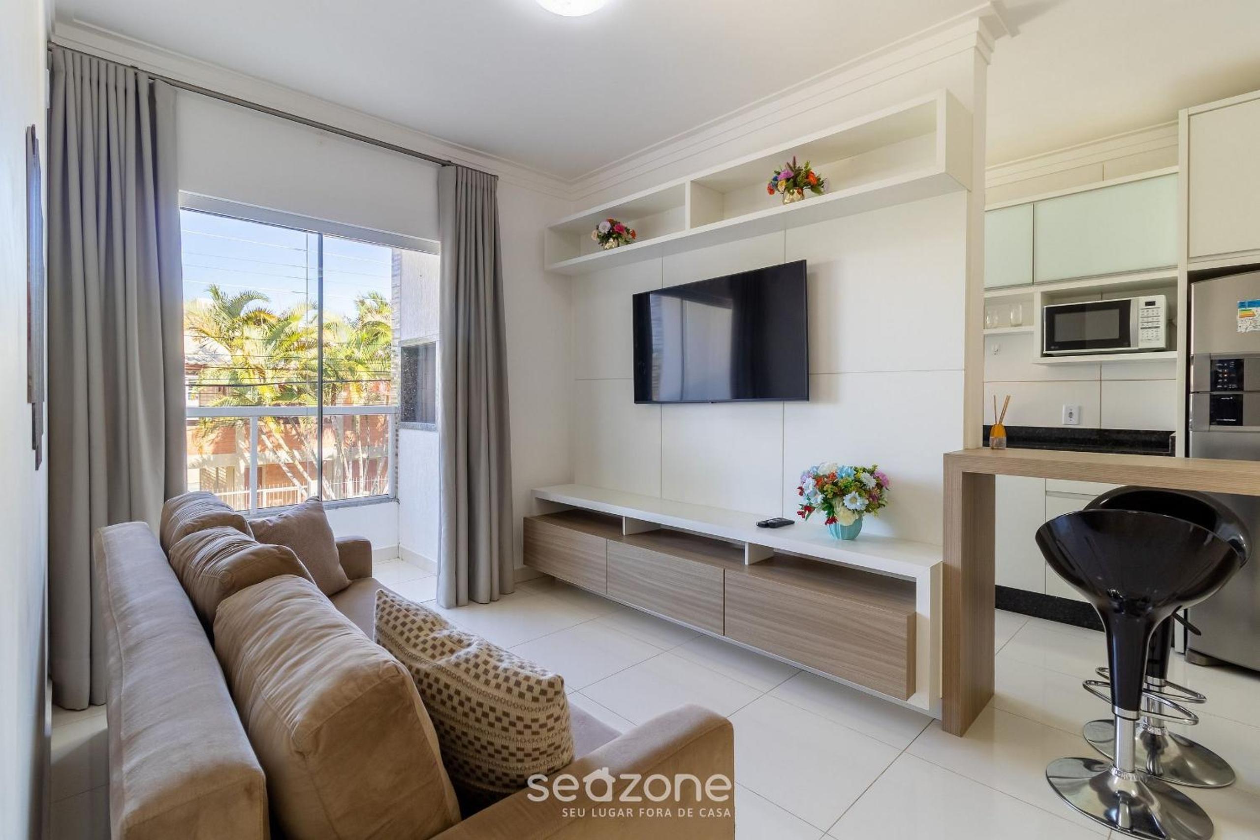 Ap w/BBQ 2 Bedrooms 900m from the Beach - ROB203