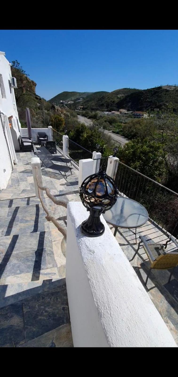 Casa Tomaddi - House & apartment with private pool & games room