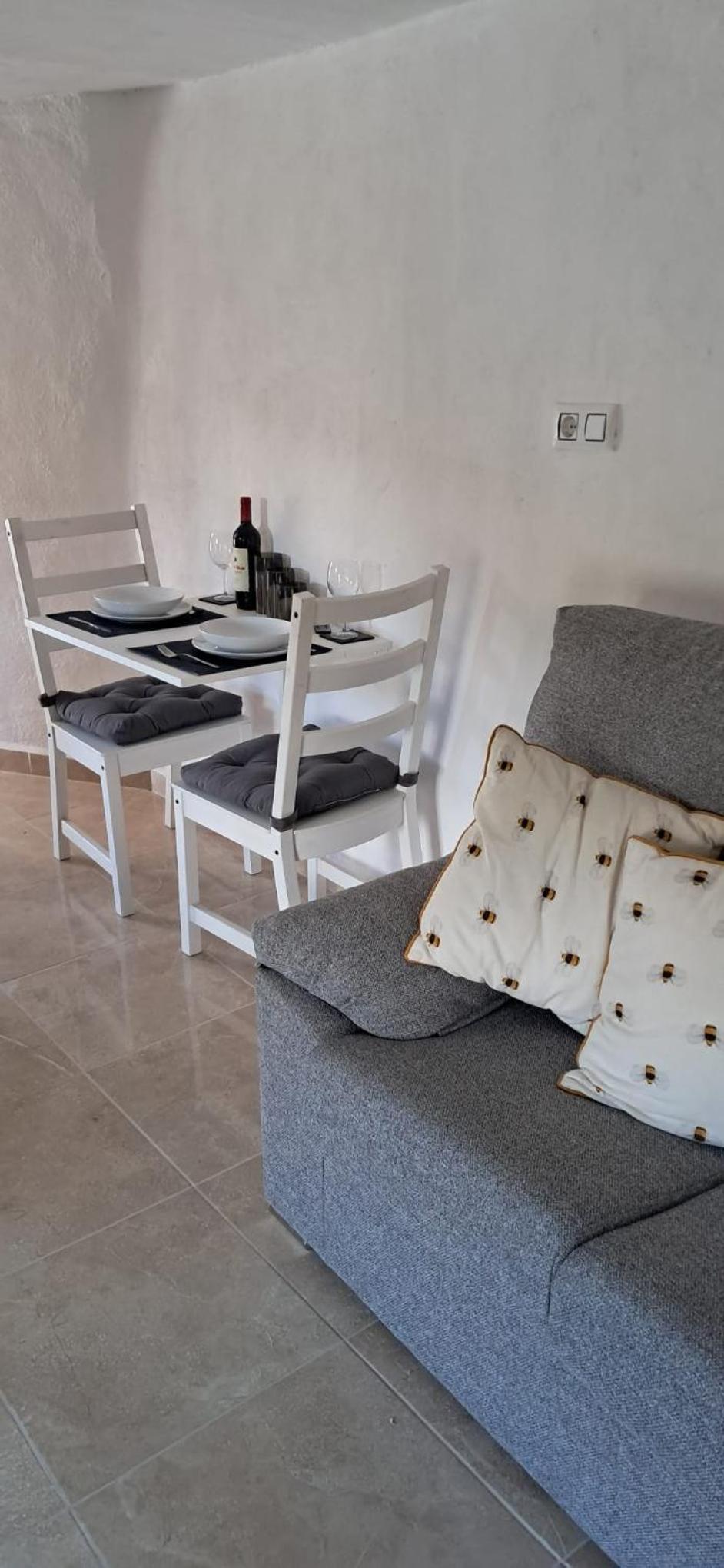 Casa Tomaddi - House & apartment with private pool & games room