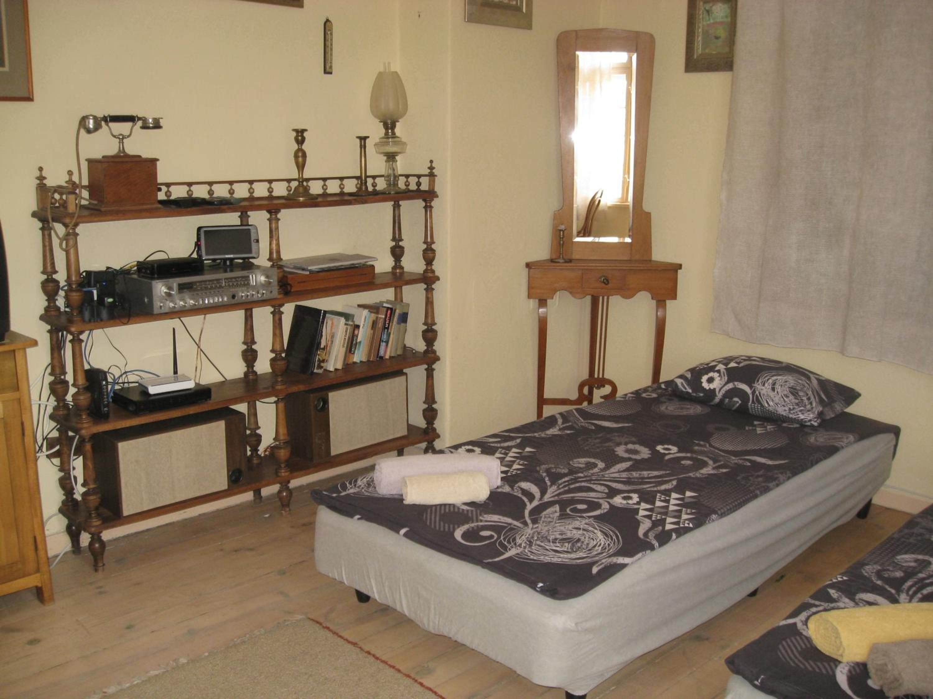 Photo 6