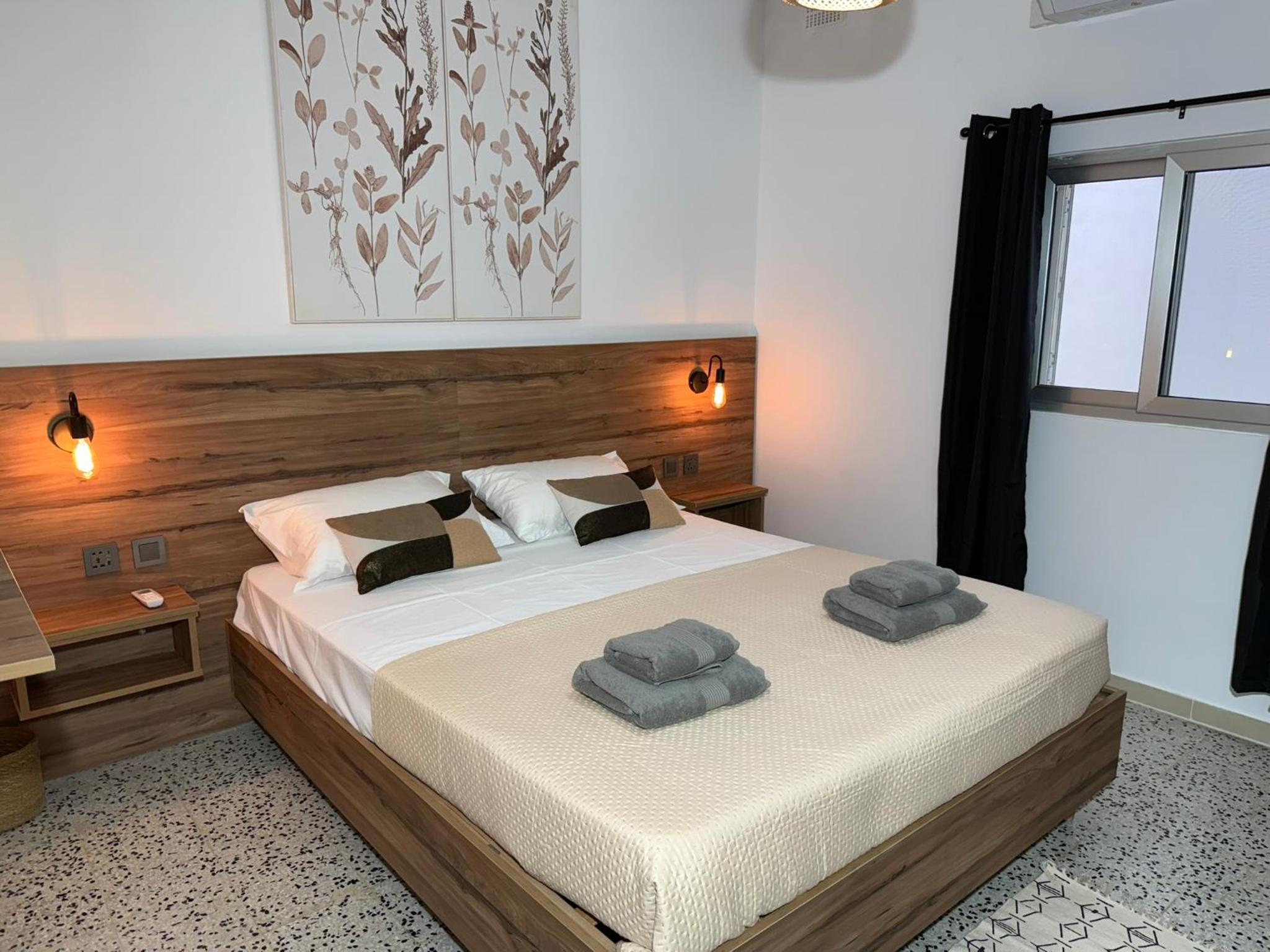 Camelia - 3 Bedroom Apt with terrace and Seaviews - Bugibba Promanade photo 3