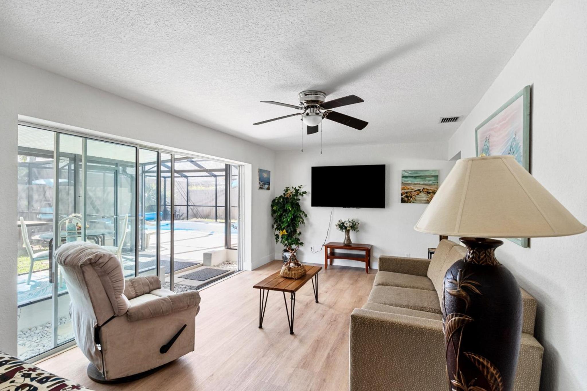 Largo, Fl Heated Pool 8 Beds 1 Mile to Beach Pets