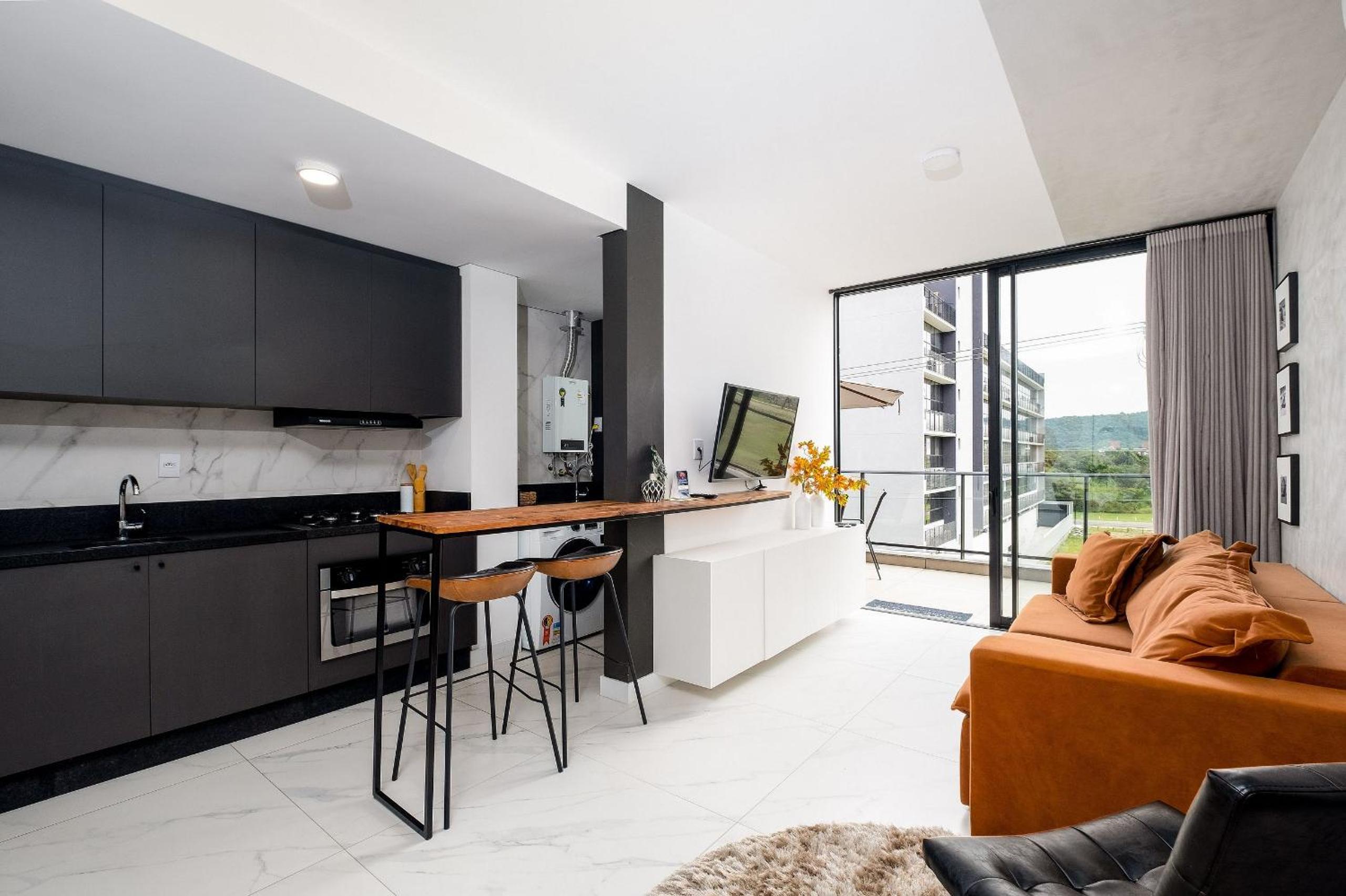 Apartment with/pool in Jurerê Internacional EPC204